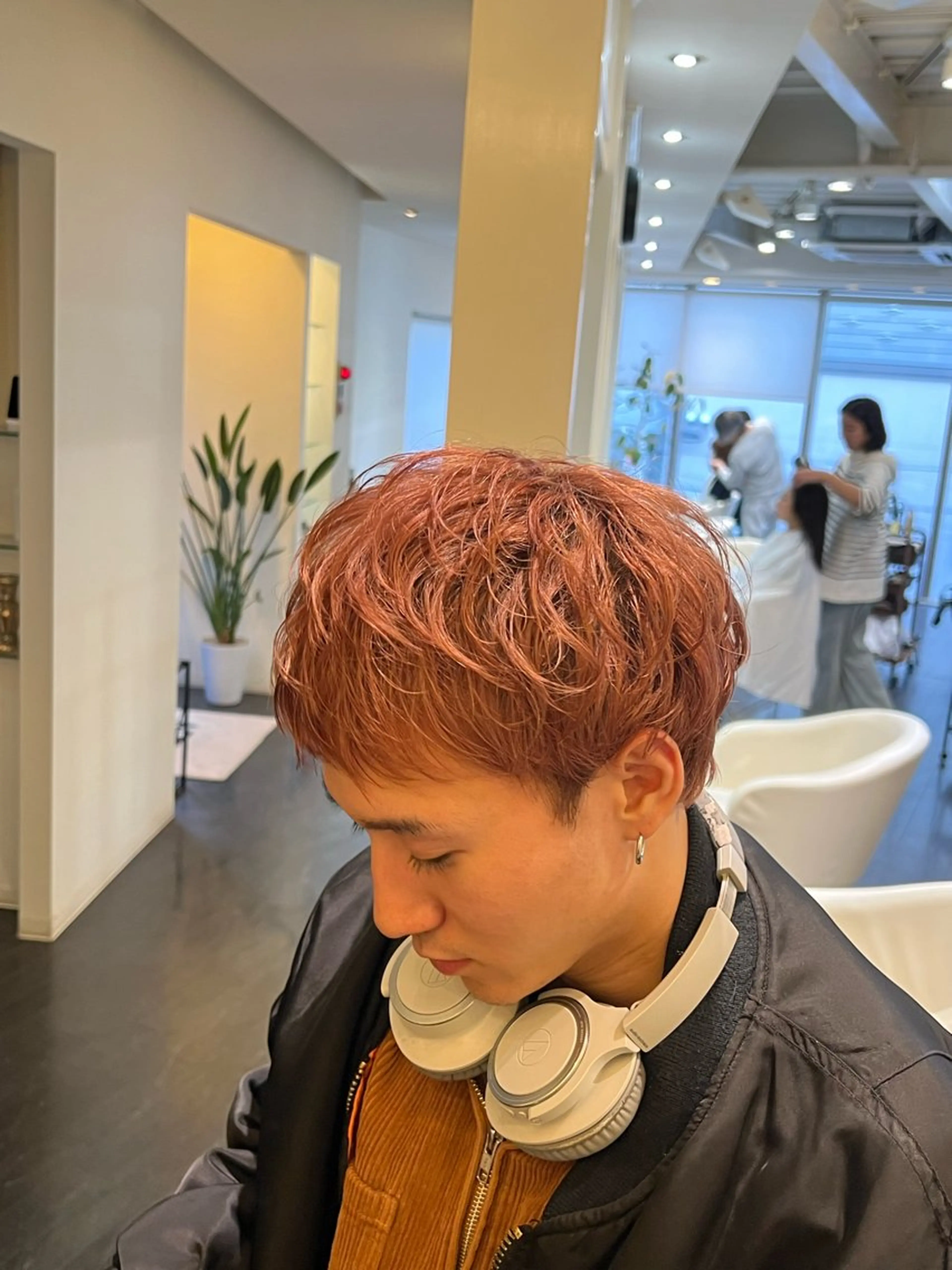 ショート メンズ 外国人風カラー カット 【髪質改善/縮毛矯正 /カラー】ホサカのヘアスタイル