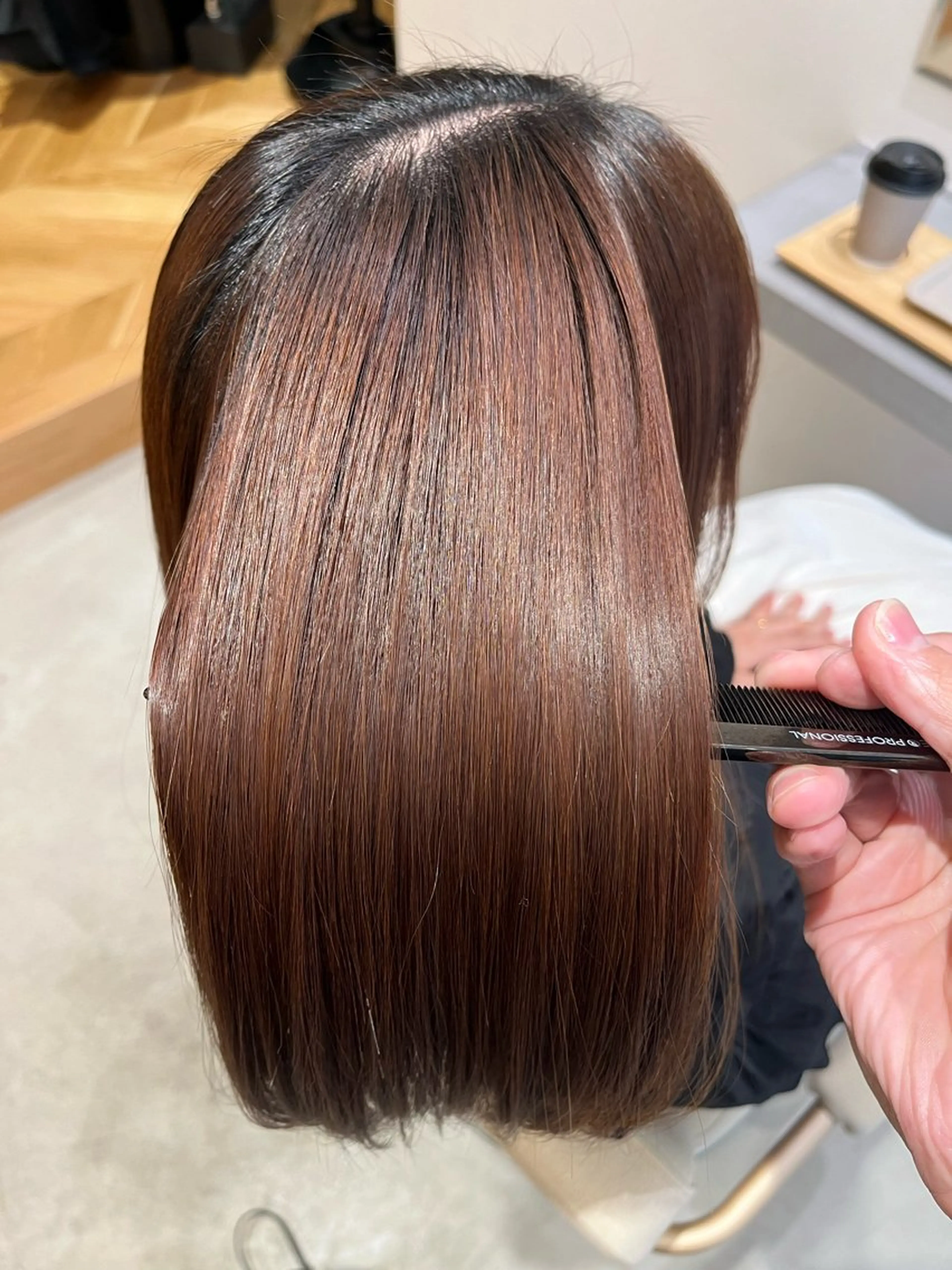 ミディアム 縮毛矯正 髪質改善｜縮毛矯正 ならelu宿河原のヘアスタイル