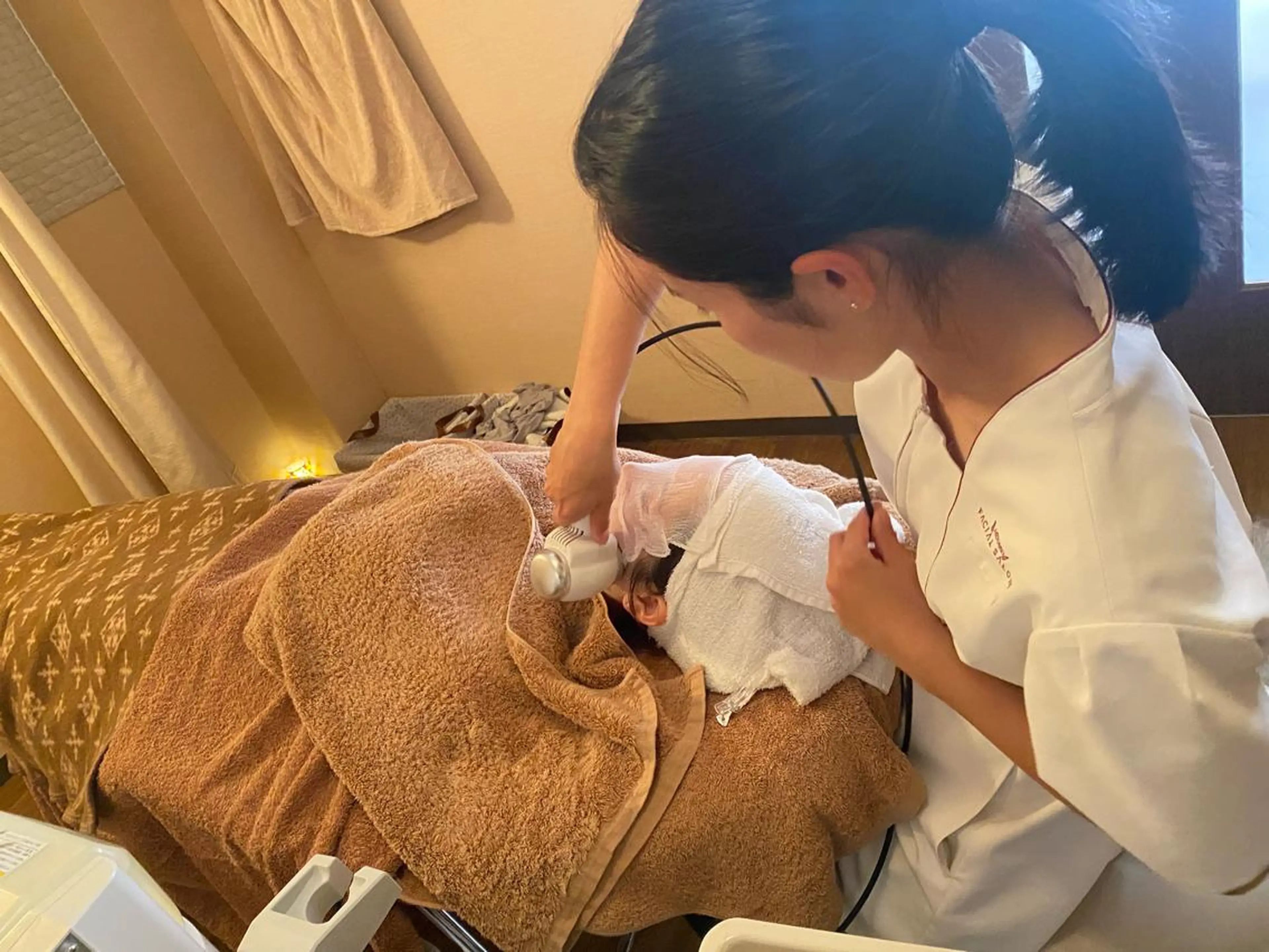 平日10時〜17時まで限定❤️【毛穴改善コース】スタンダードコース(剥離無しピーリング付)✨通常7700円→3300円の写真