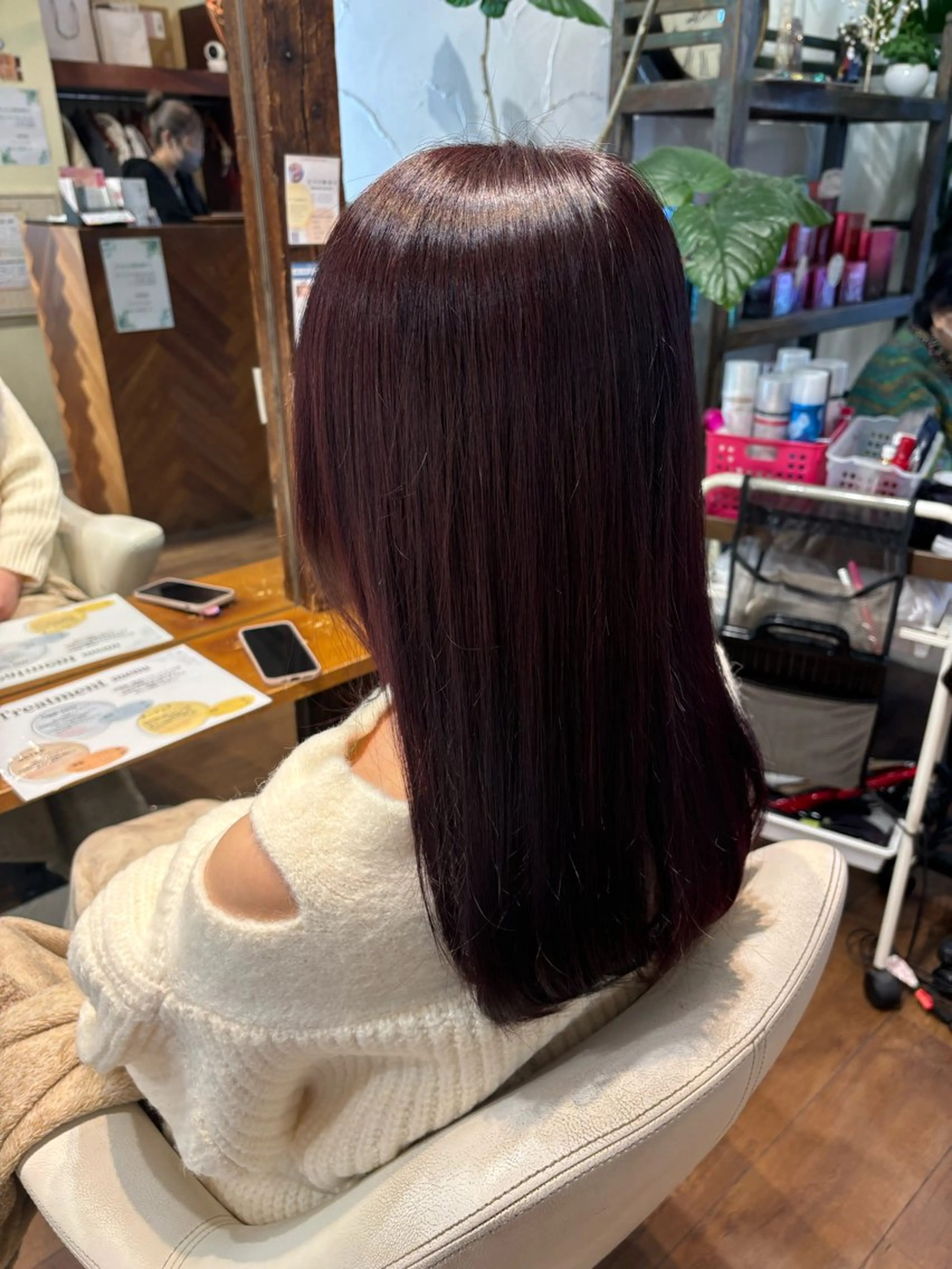ロング ブリーチ予約率90% 以上✨森山陽向のヘアスタイル