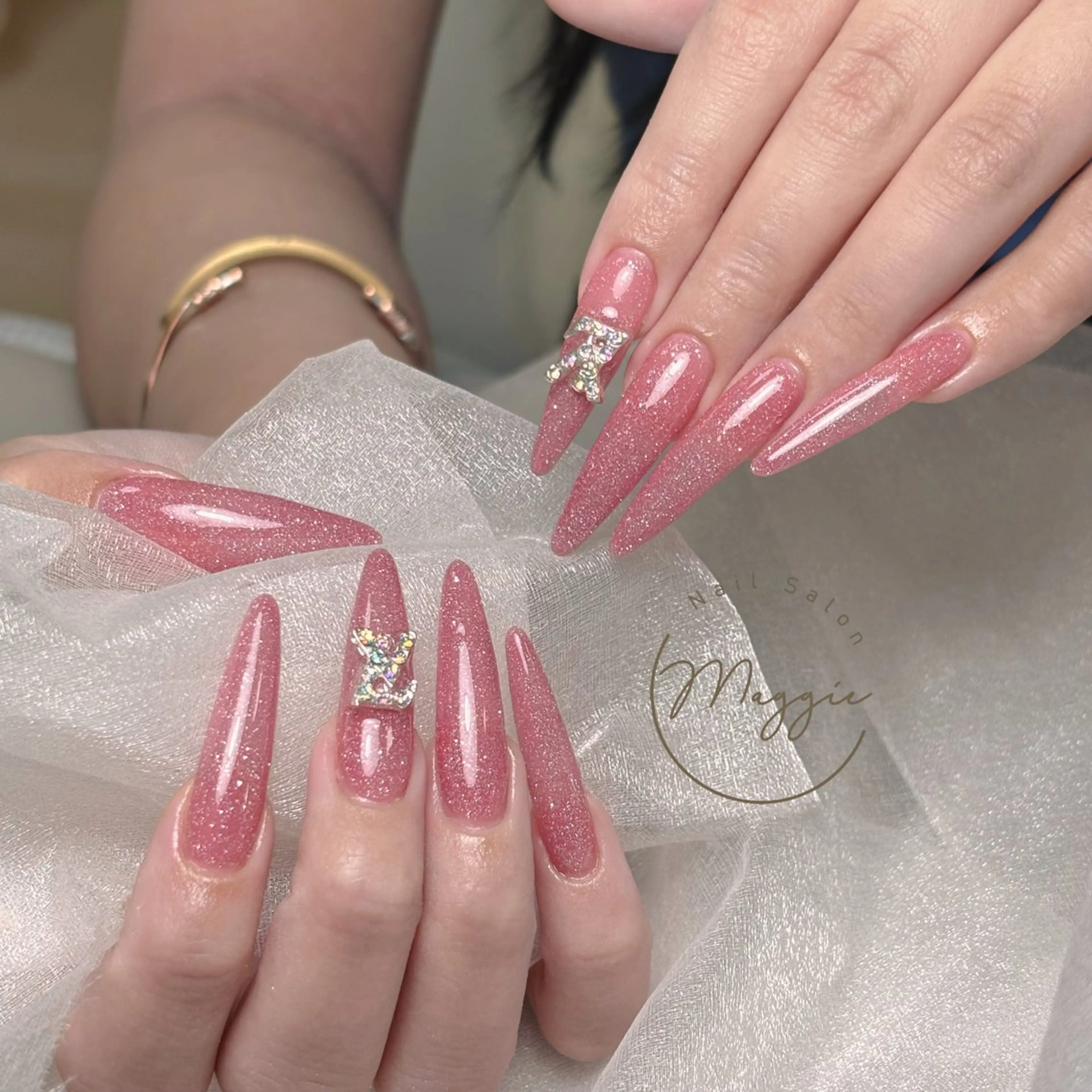 ネイル Maggie. Rのネイルデザイン