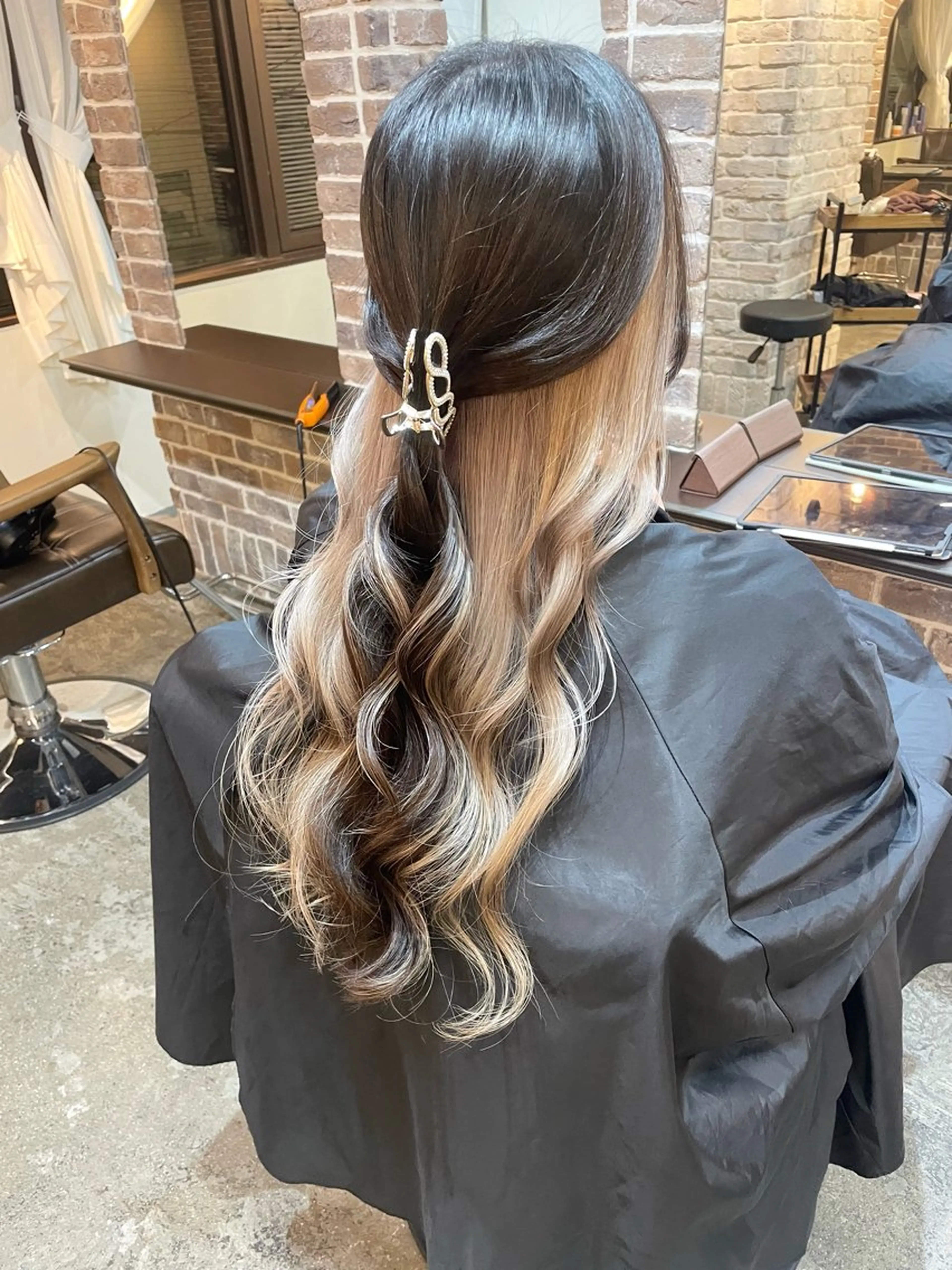 ロング カラー ベージュカラー ACROあべの店所属・艶カラー/インナー /グラデ/大西小百合のヘアスタイル