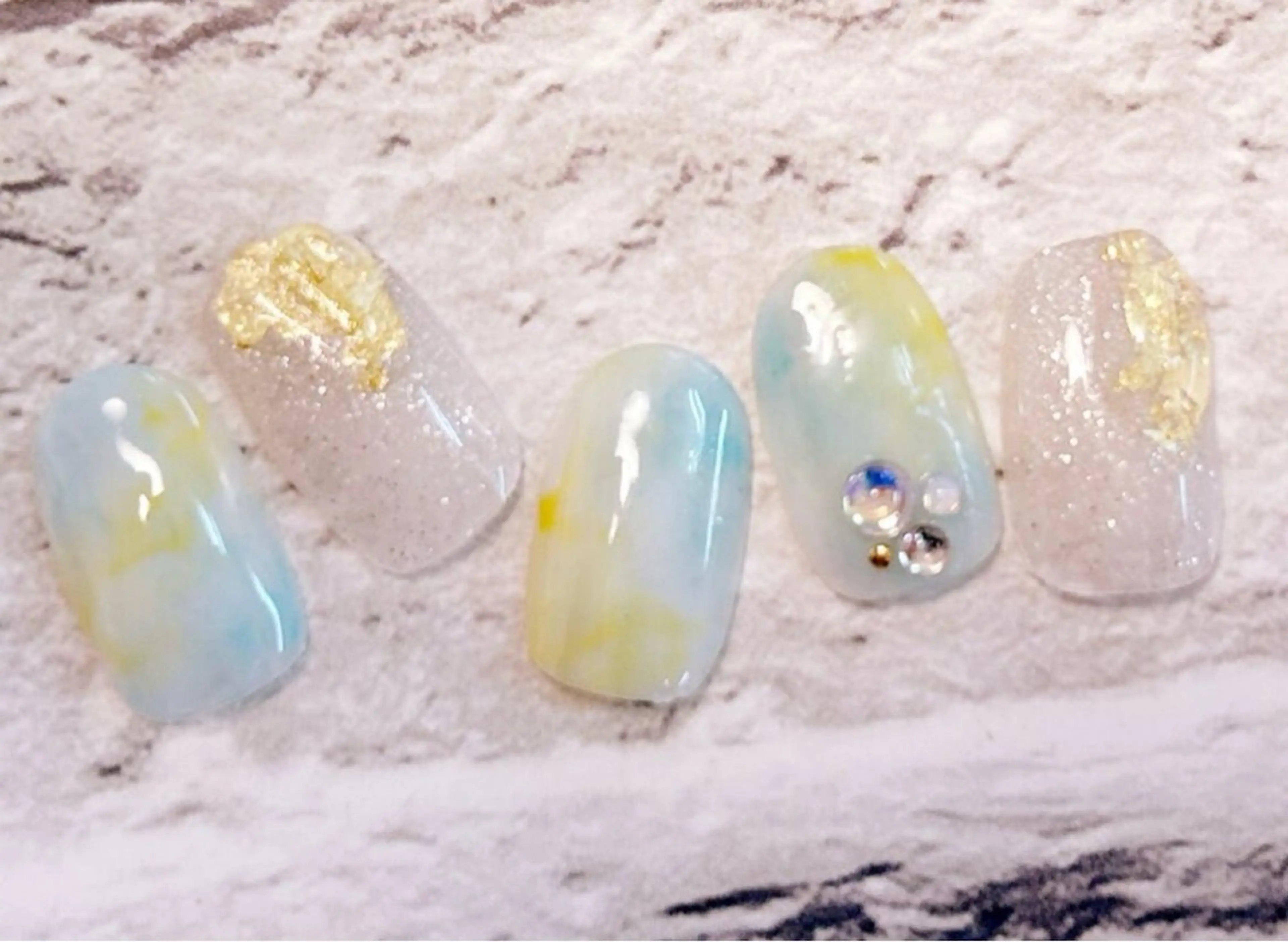 ネイル 大塚眉毛|ハンドケア |肌管理の眉毛・アイブロウイメージ