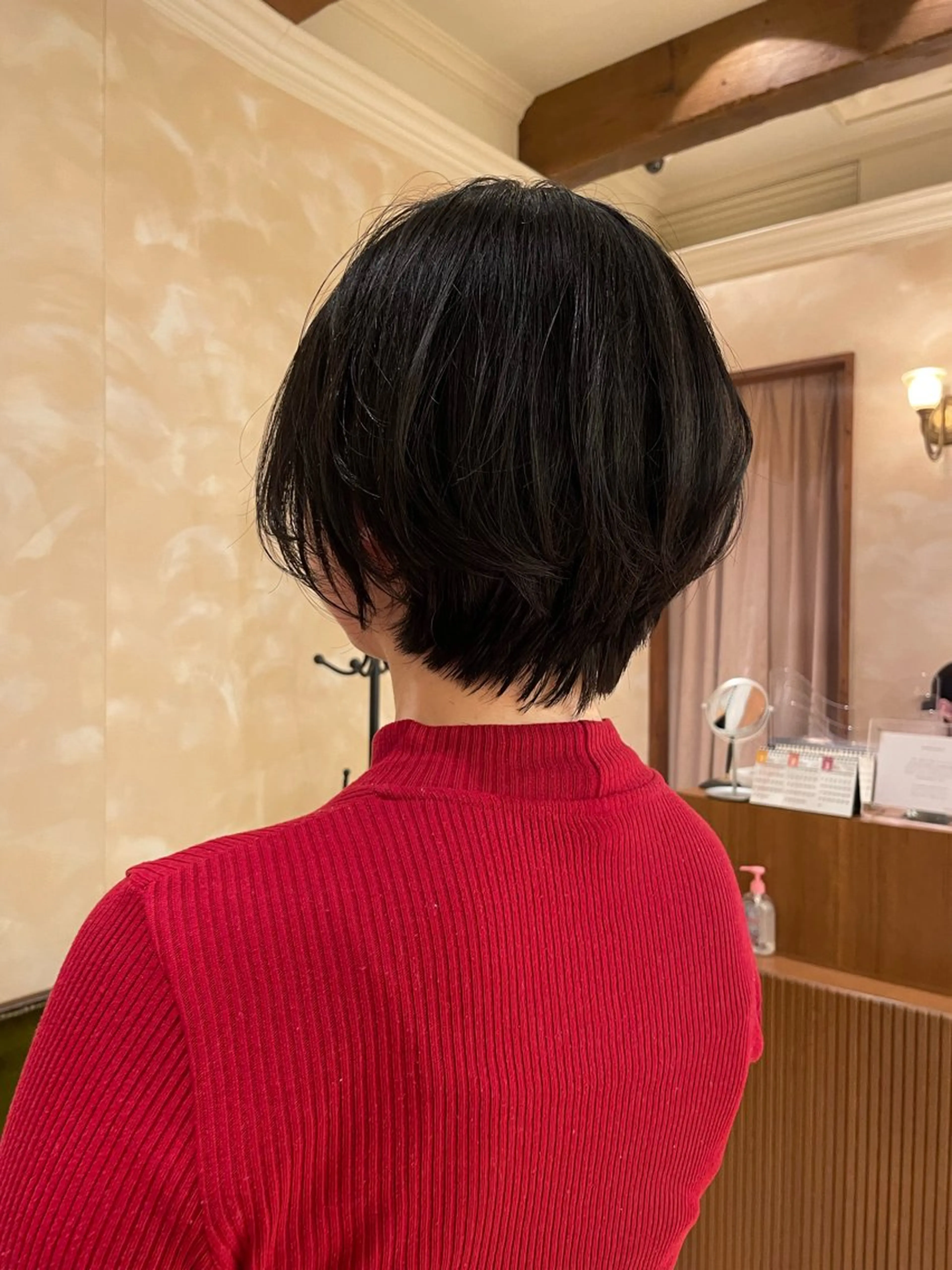 ショート ボブ ホノカのヘアスタイル