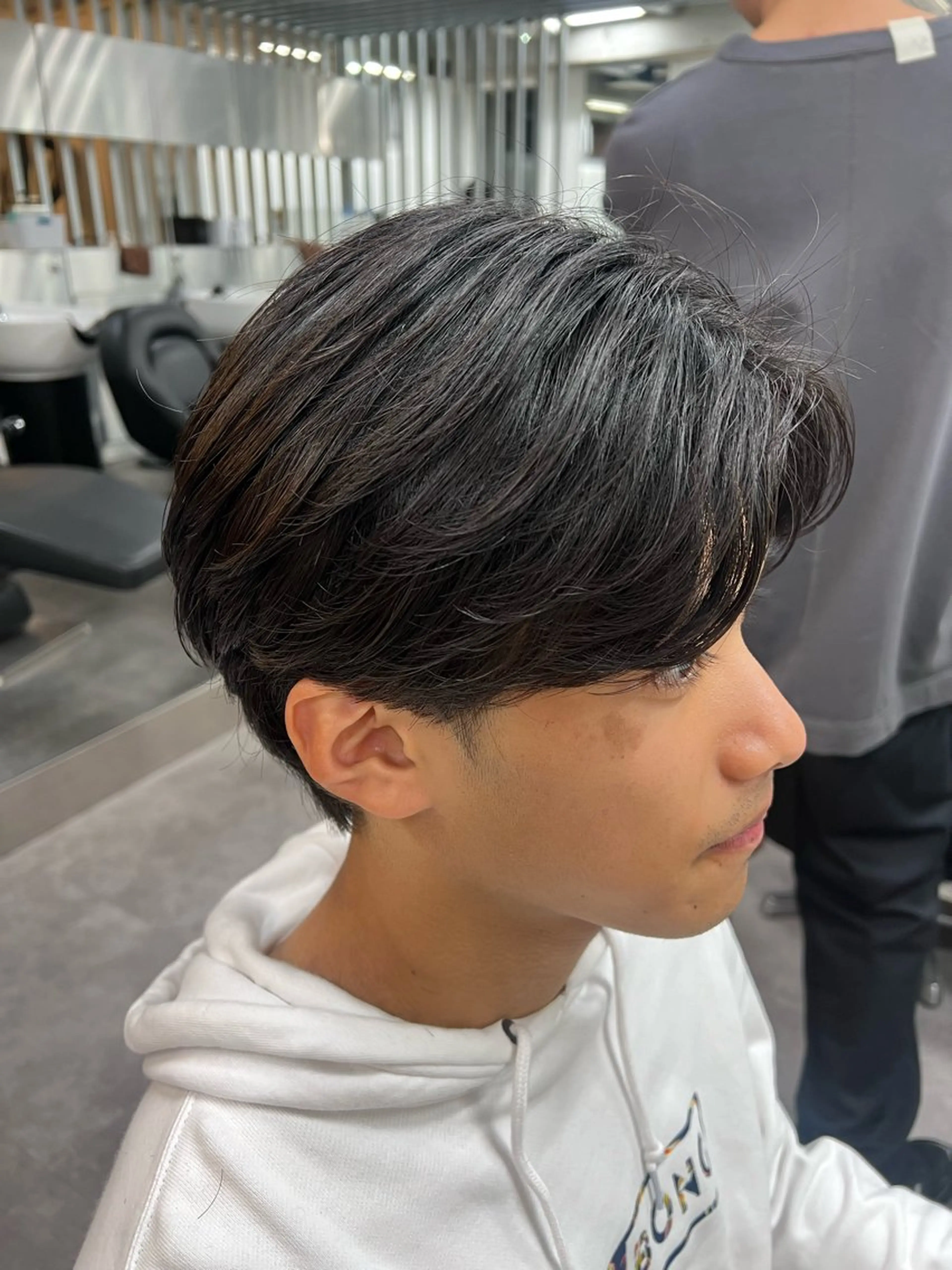 パーマ メンズ カット パーマ トリートメント 人見知りさんでも安心 奥田 里佳子のヘアスタイル