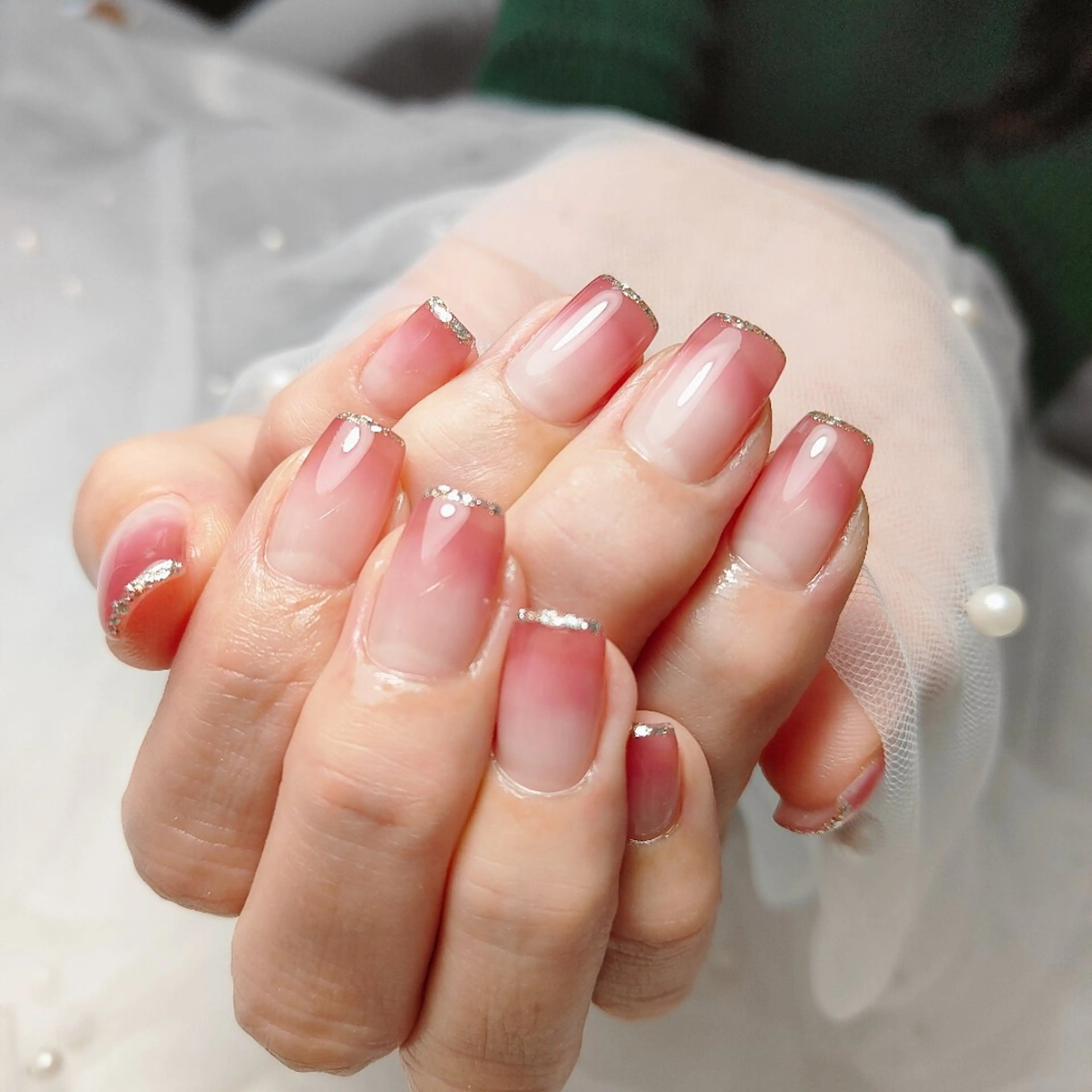 ネイル グラデーション ラメ(グリッター) ハンドネイル CLEAR NAILのネイルデザイン