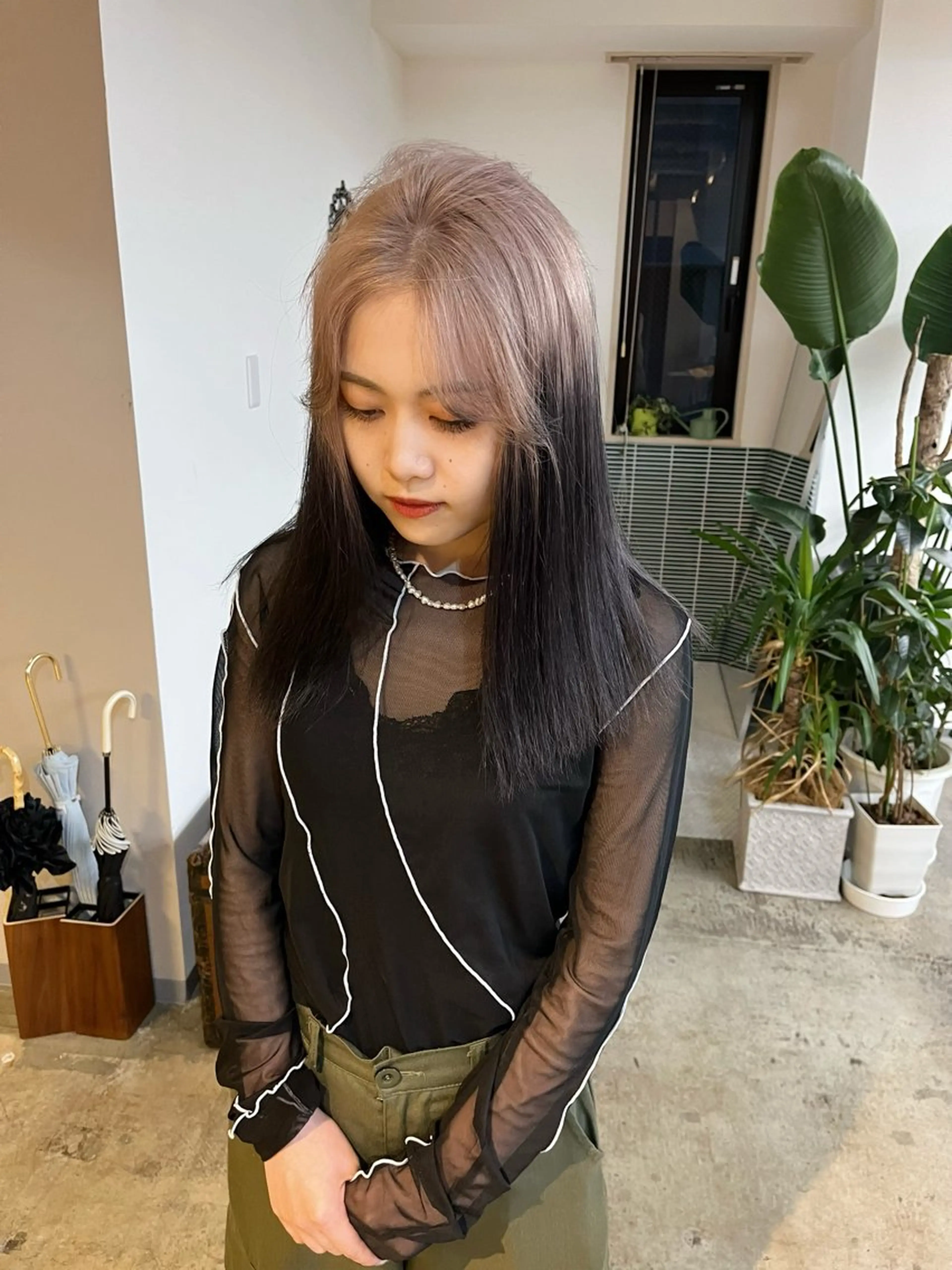 セミロング カラー ブリーチ カット ヘアカラー トリートメント 🩷ハイトーン透明感 レイヤー🩷ユリカのヘアスタイル