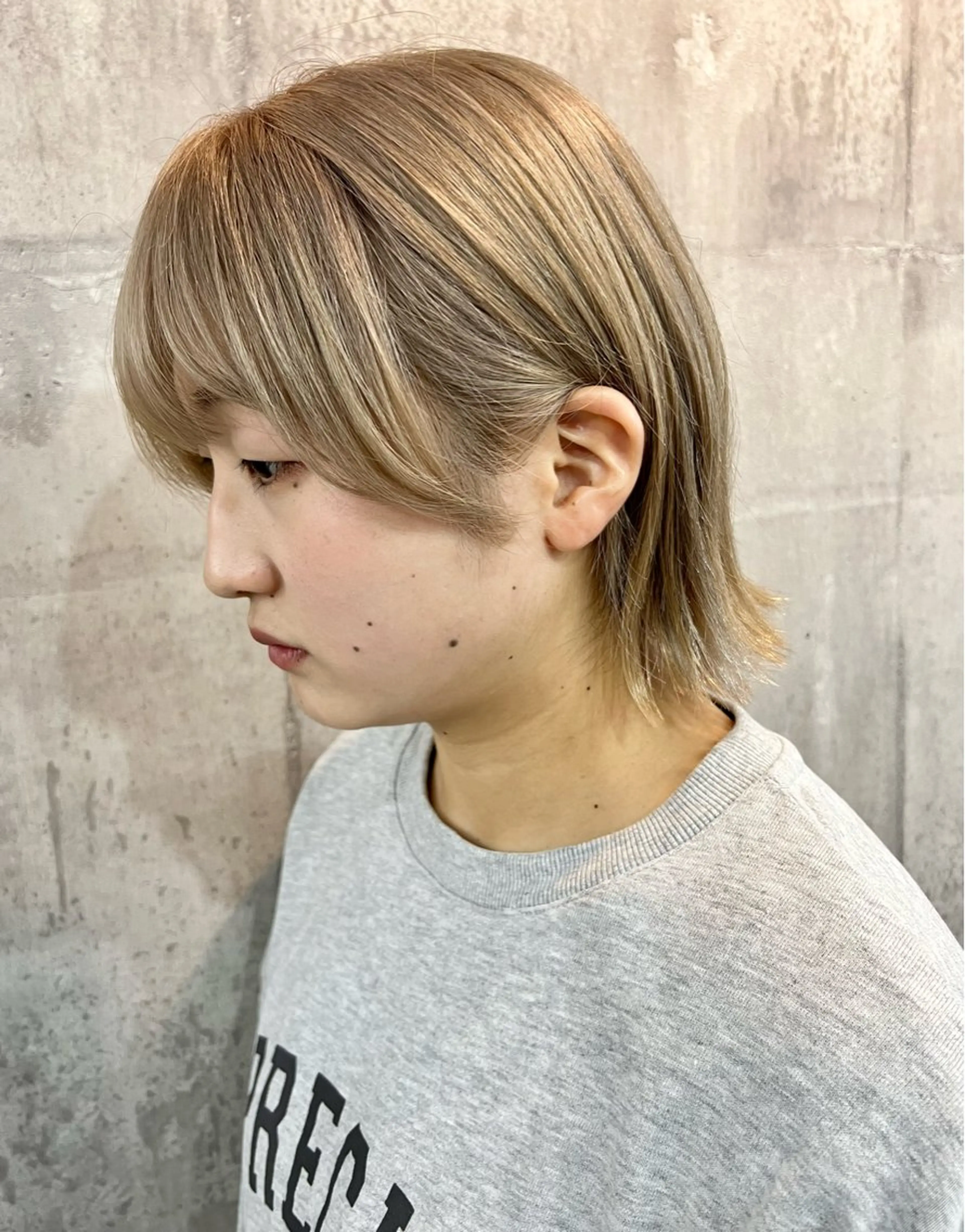 ショート ショートヘア ウルフカット カット ヘアカラー トリートメント レイヤー/韓国 ハイトーン興津史弥のヘアスタイル