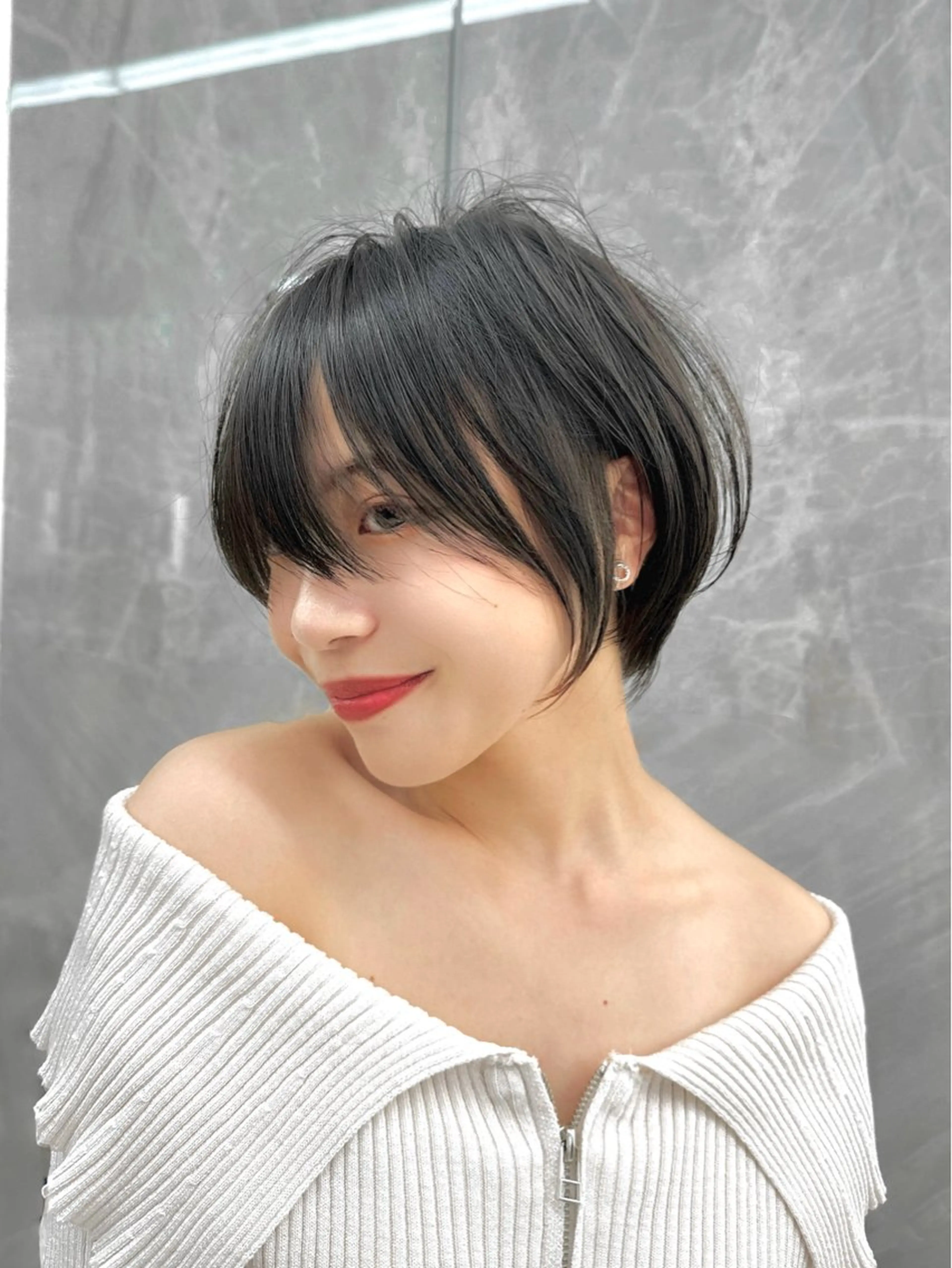 ショート 韓国顔まわり/前髪 /レイヤー/いつきのヘアスタイル