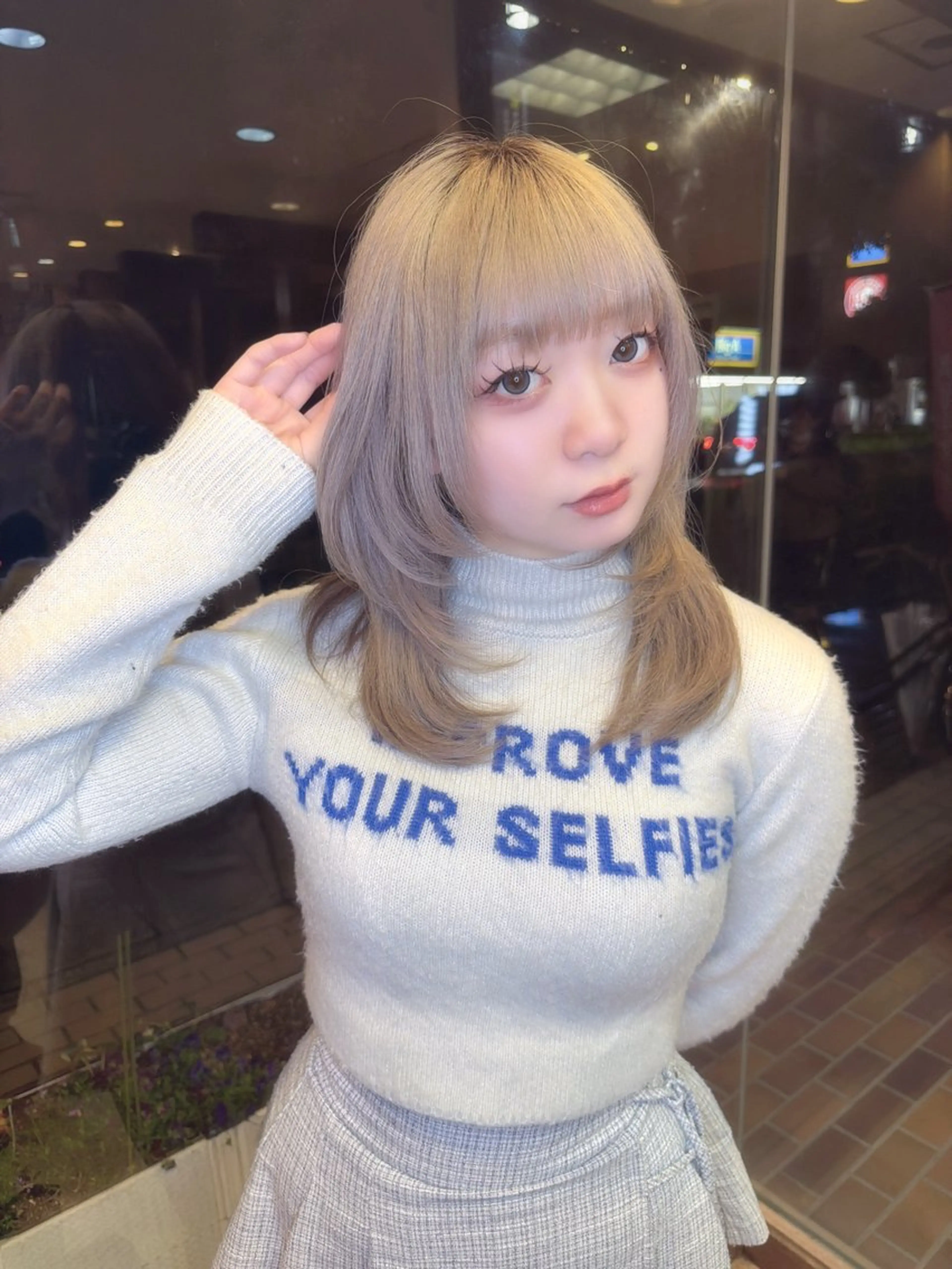 セミロング ヘアカラー Moremuu/ MAIKA🎀のヘアスタイル