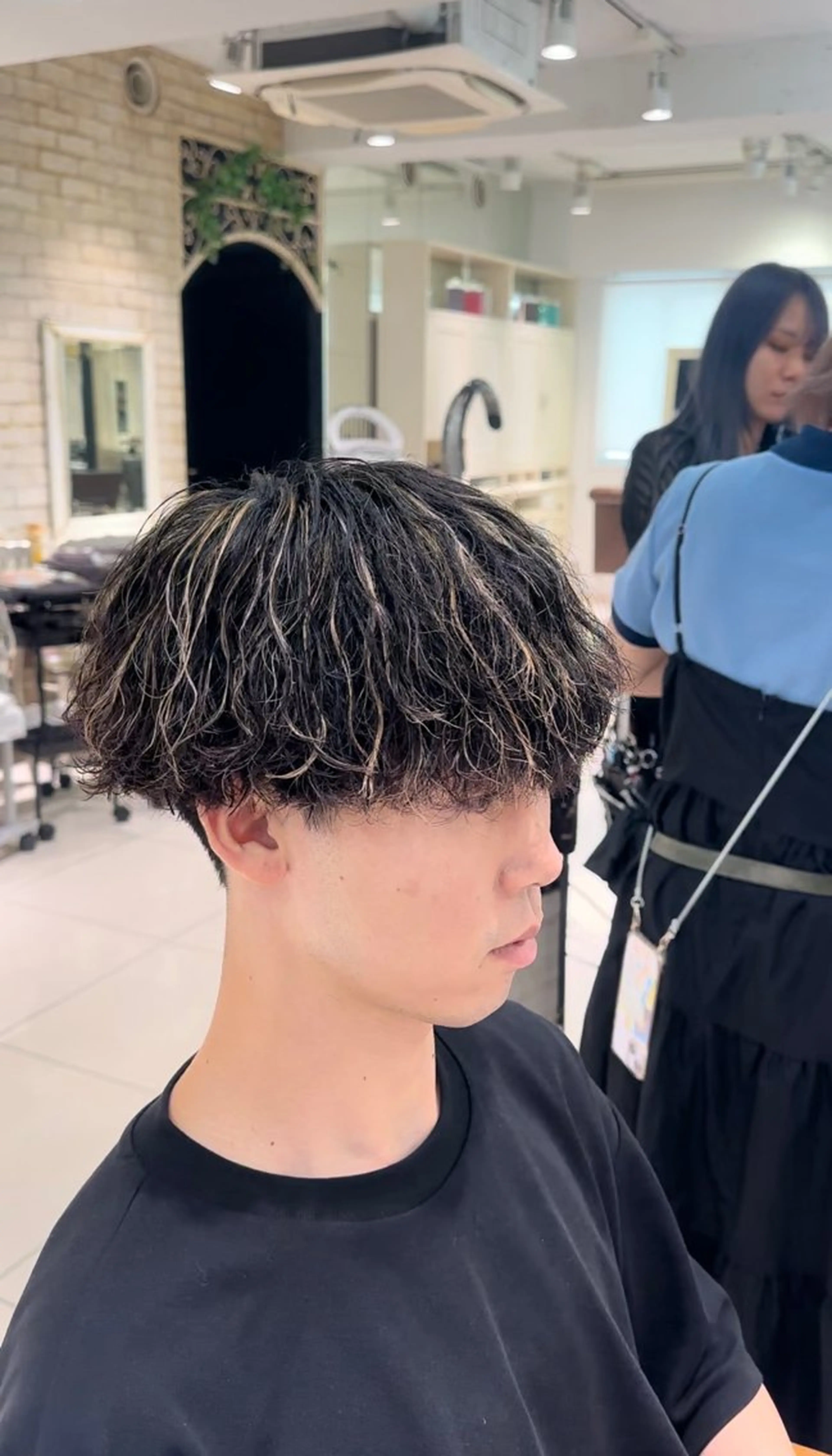 メンズ SALOWIN渋谷caldo店B1所属・岐津公太 メンズ縮毛矯正のプロのヘアスタイル