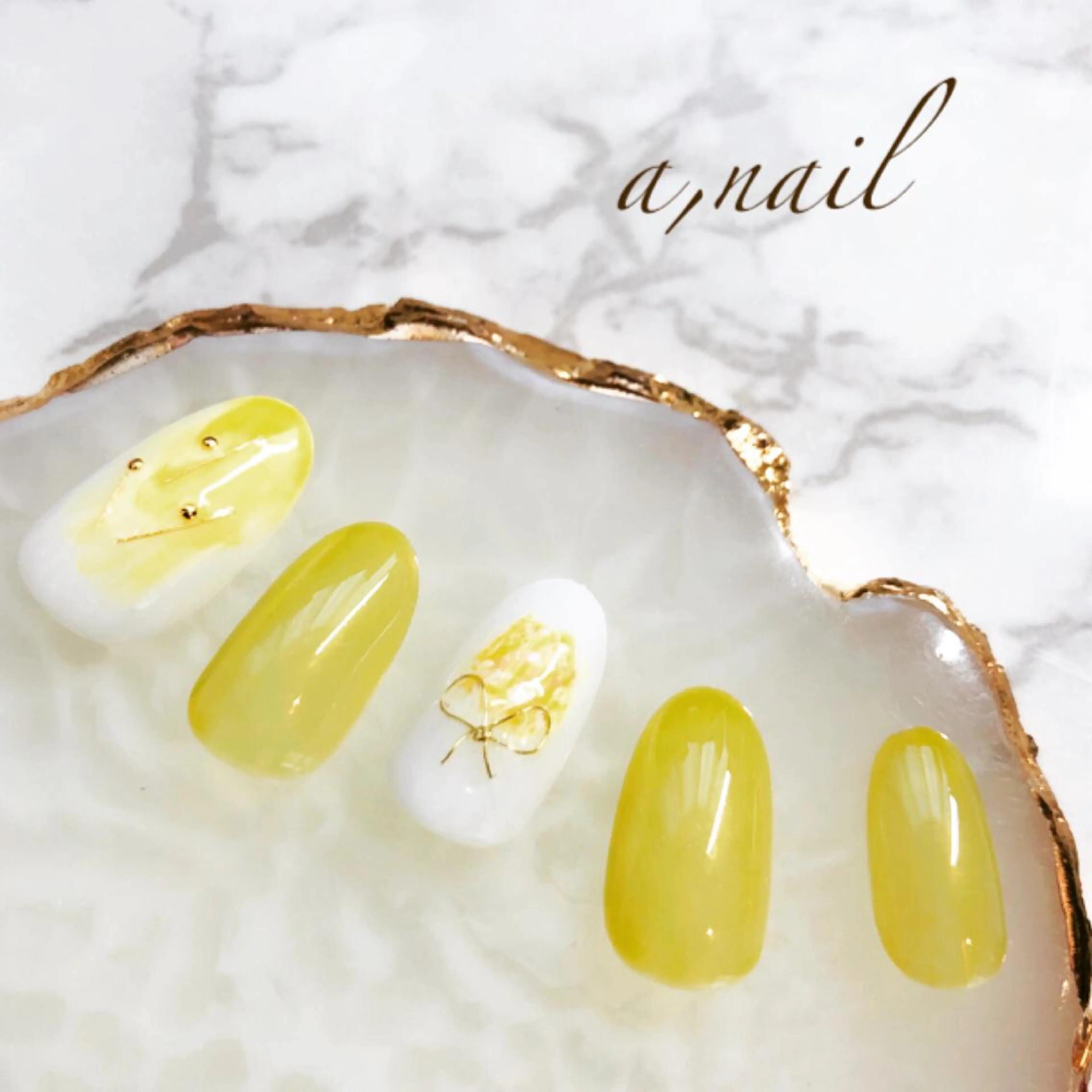 ネイル フットネイル ジェルネイル グラデーション ラメ(グリッター) ラメグラデーション ハンドネイル ネイルサロン エーネイルのネイルデザイン