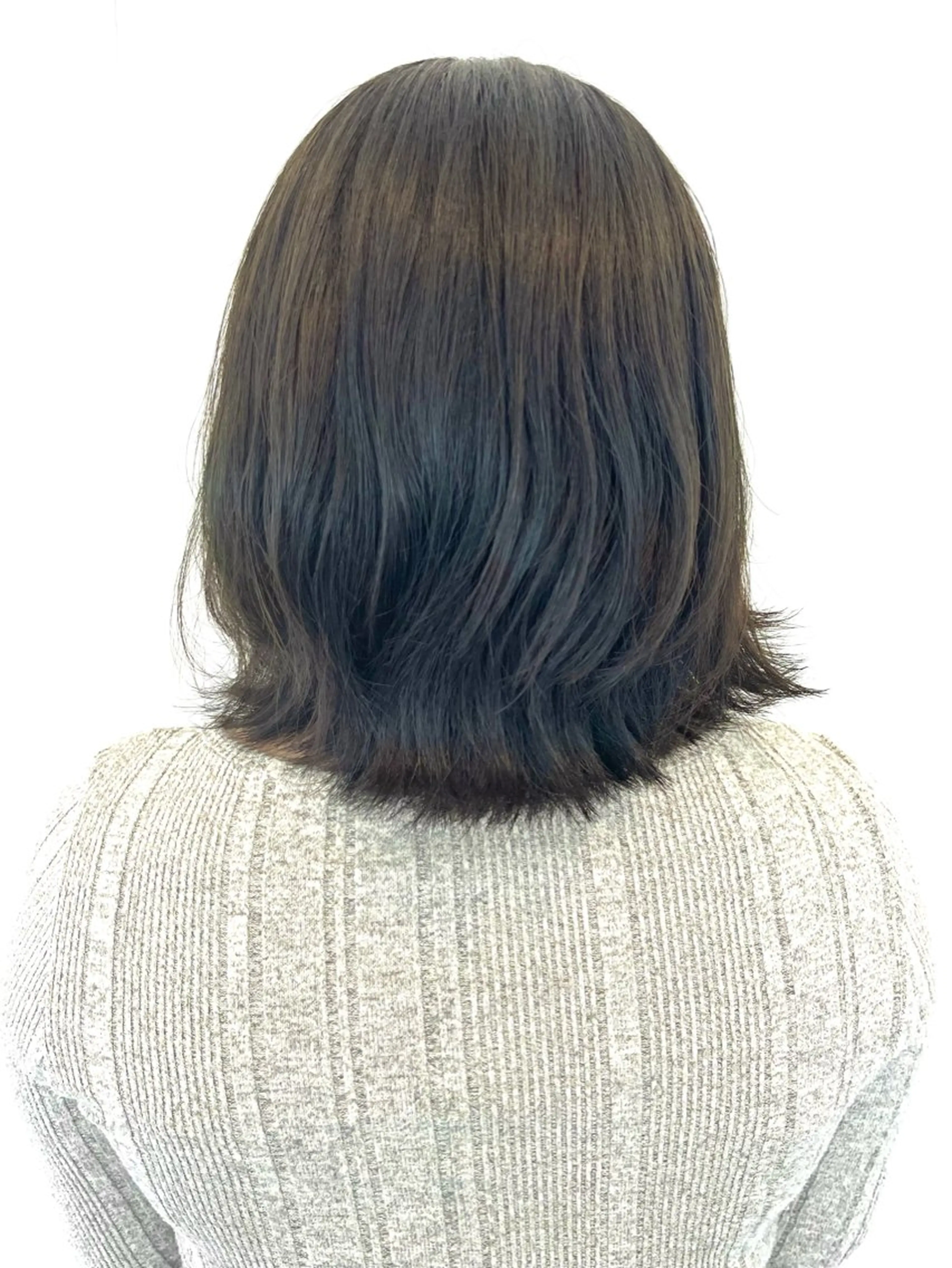 ミディアム カラー The book hand salon所属・伊藤 さやかのヘアスタイル