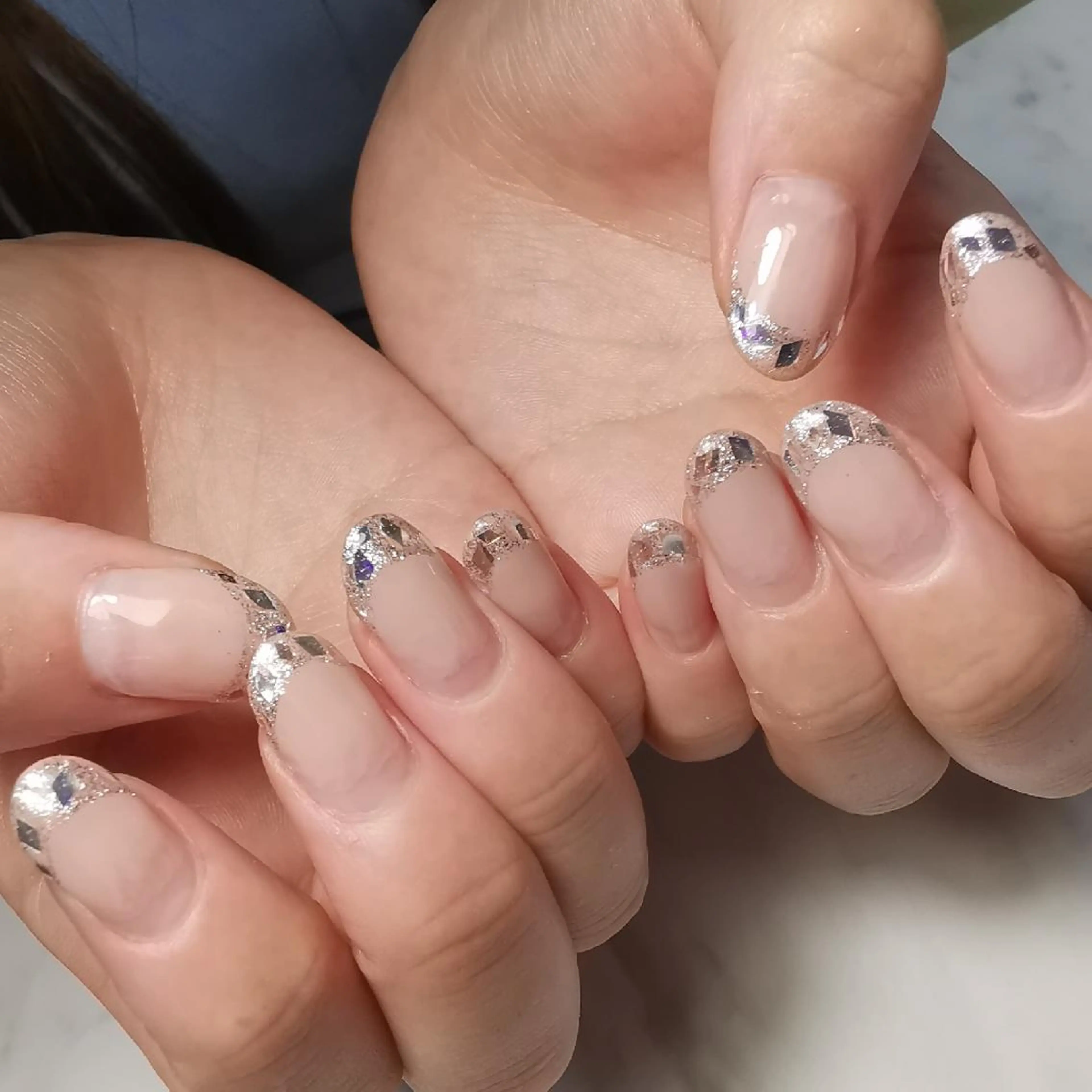 ネイル フレンチネイル ガラスフレンチ ハンドネイル reve あやののネイルデザイン