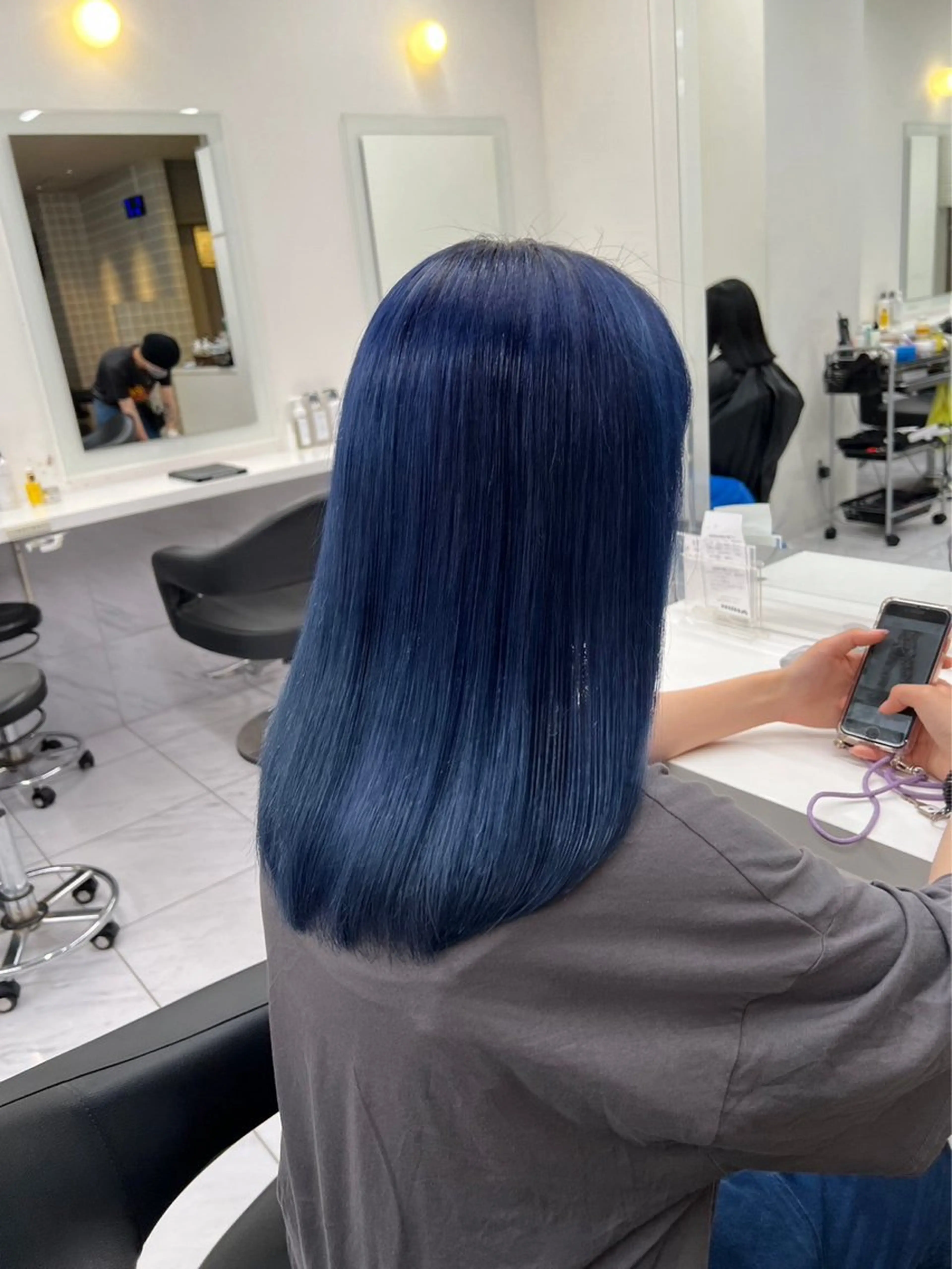 ロング ヘアカラー トリートメント ヘッドスパ ヘアセット ❤︎ワンホンガーリー なハイトーンヘア❤︎のヘアスタイル