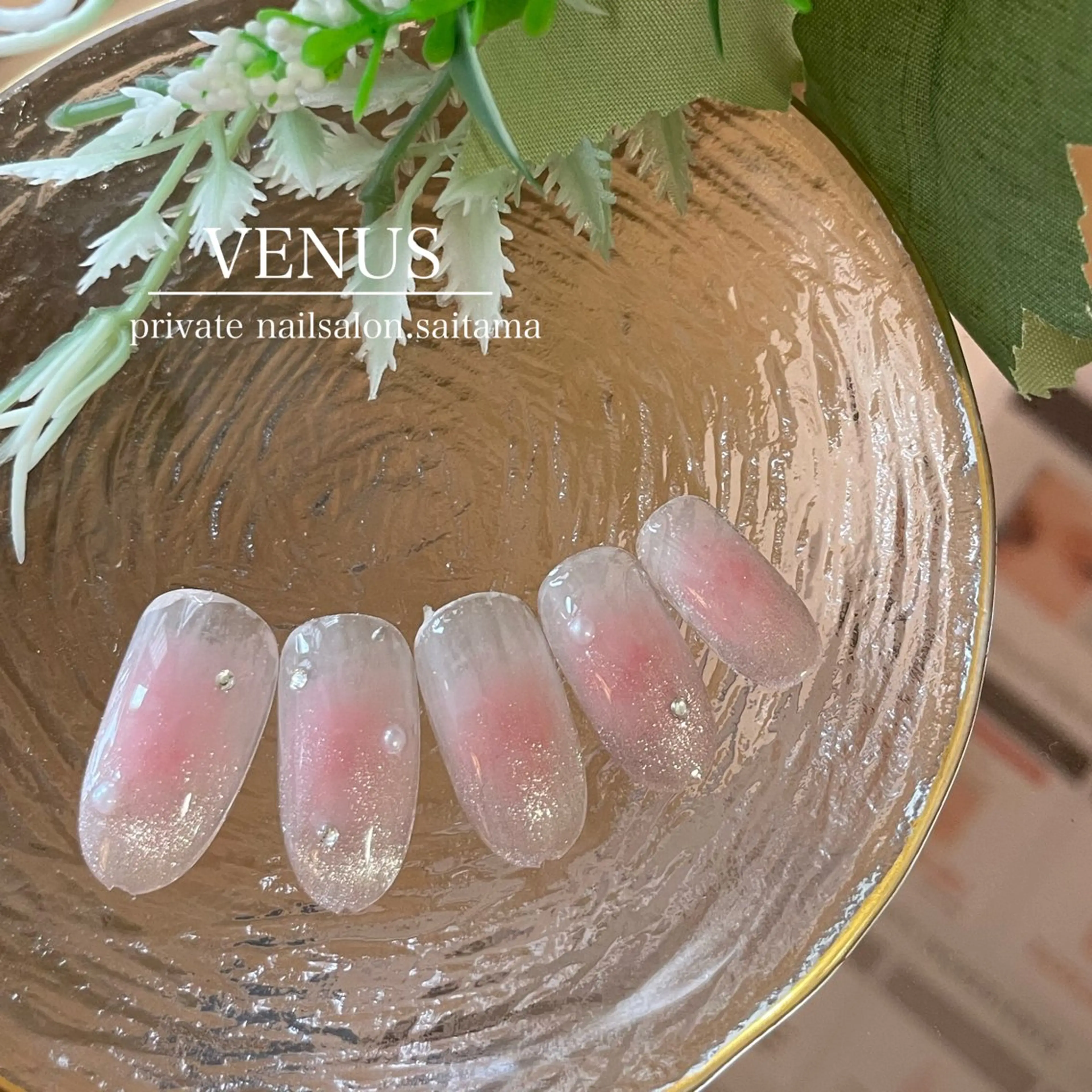 ネイル チークネイル マグネットネイル ハンドネイル nailsalon VENUSのネイルデザイン