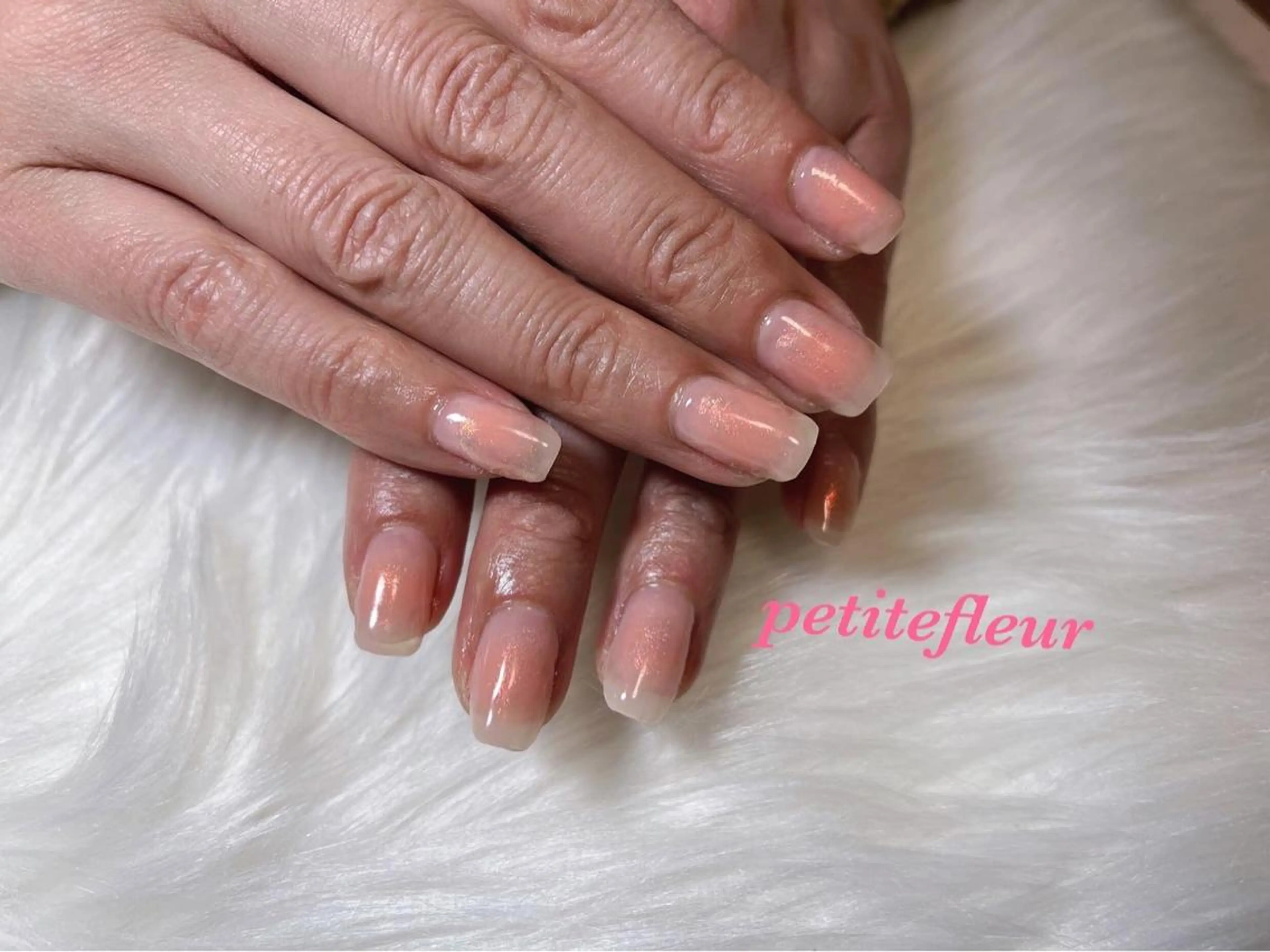 ネイル チークネイル シンプルネイル ビューティーサロン プチフルールのネイルデザイン