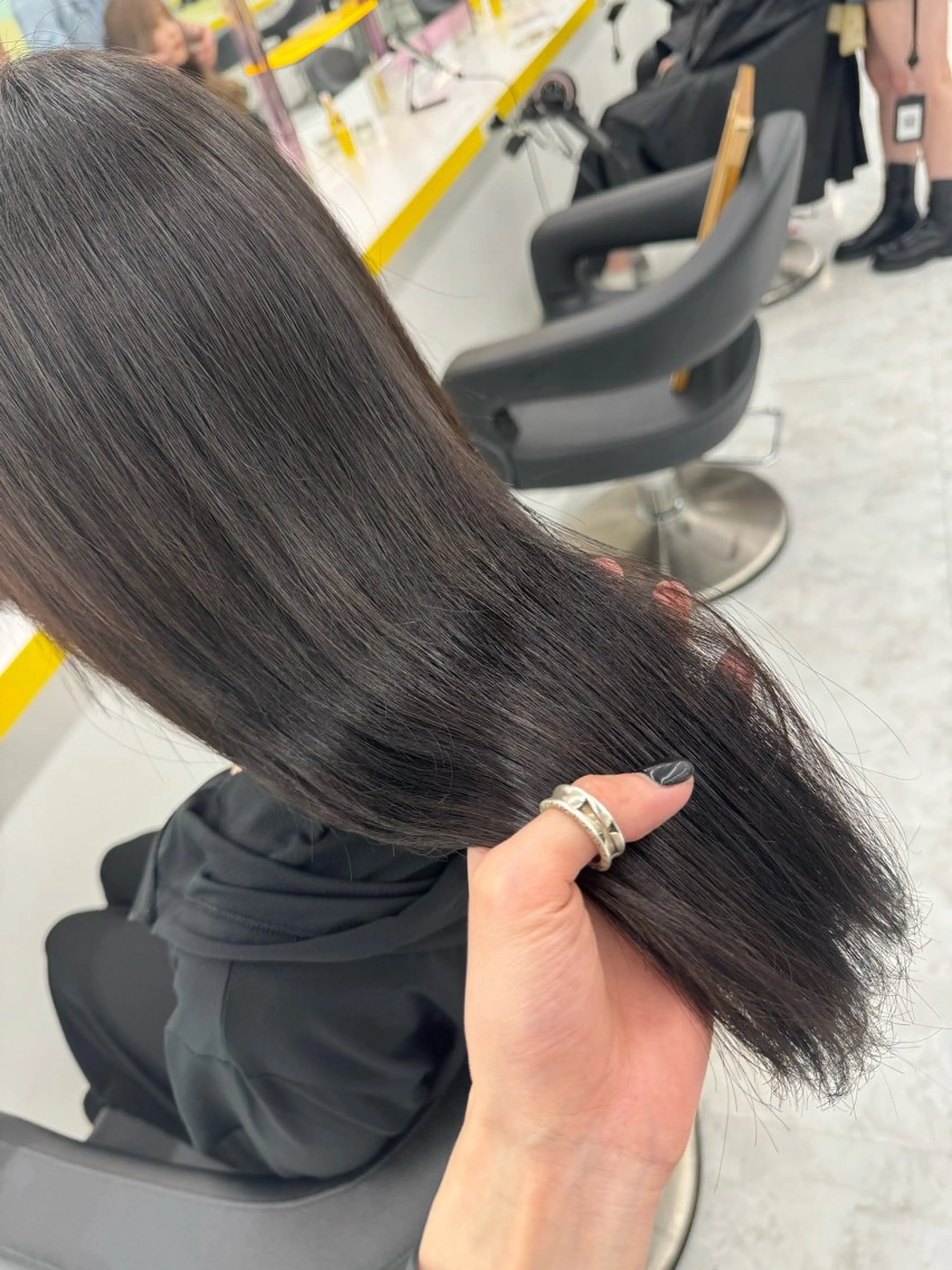 ロング カラー ヘアアレンジ 透明感カラー カット ヘアカラー トリートメント ☁️トレンド✖️ 透明感☁️りくのヘアスタイル