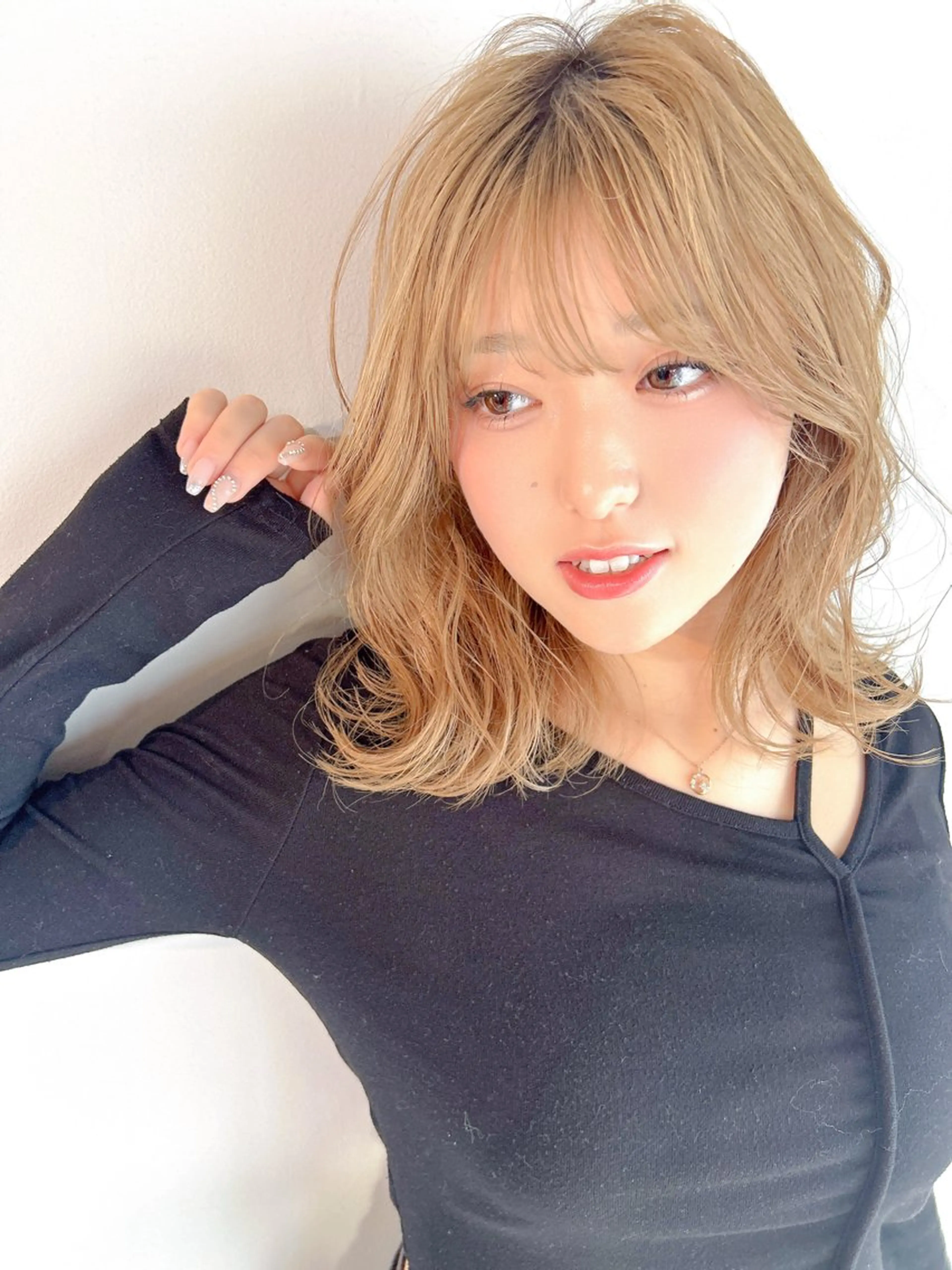 ミディアム カット ヘアカラー トリートメント ダブルカラー/ 透明感/SHISEIのヘアスタイル