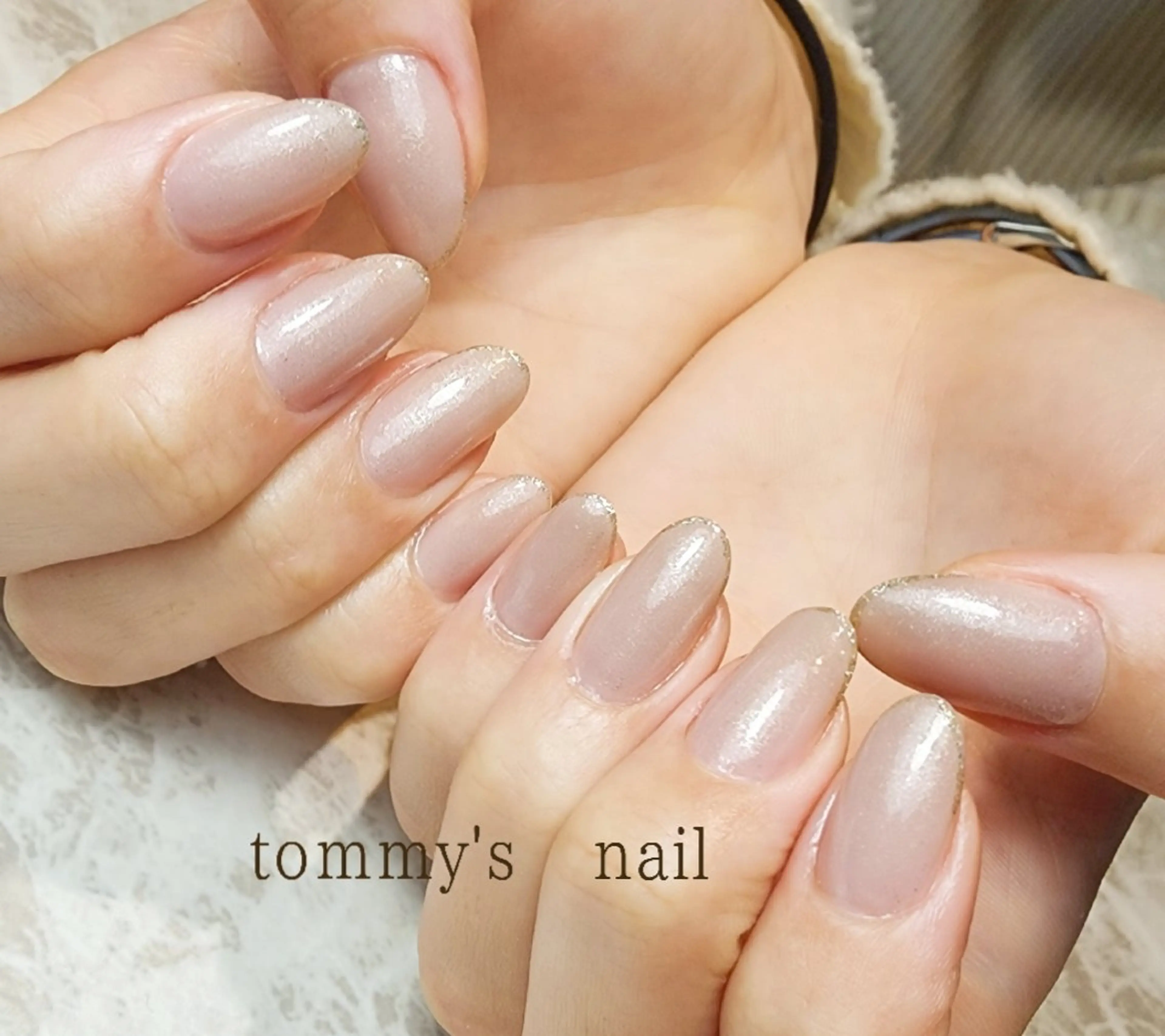 ネイル アートネイル ジェルネイル グラデーション ラメ(グリッター) ラメグラデーション tommy's nail所属・福岡/若よもぎ蒸し 全身美容が叶うサロンのネイルデザイン