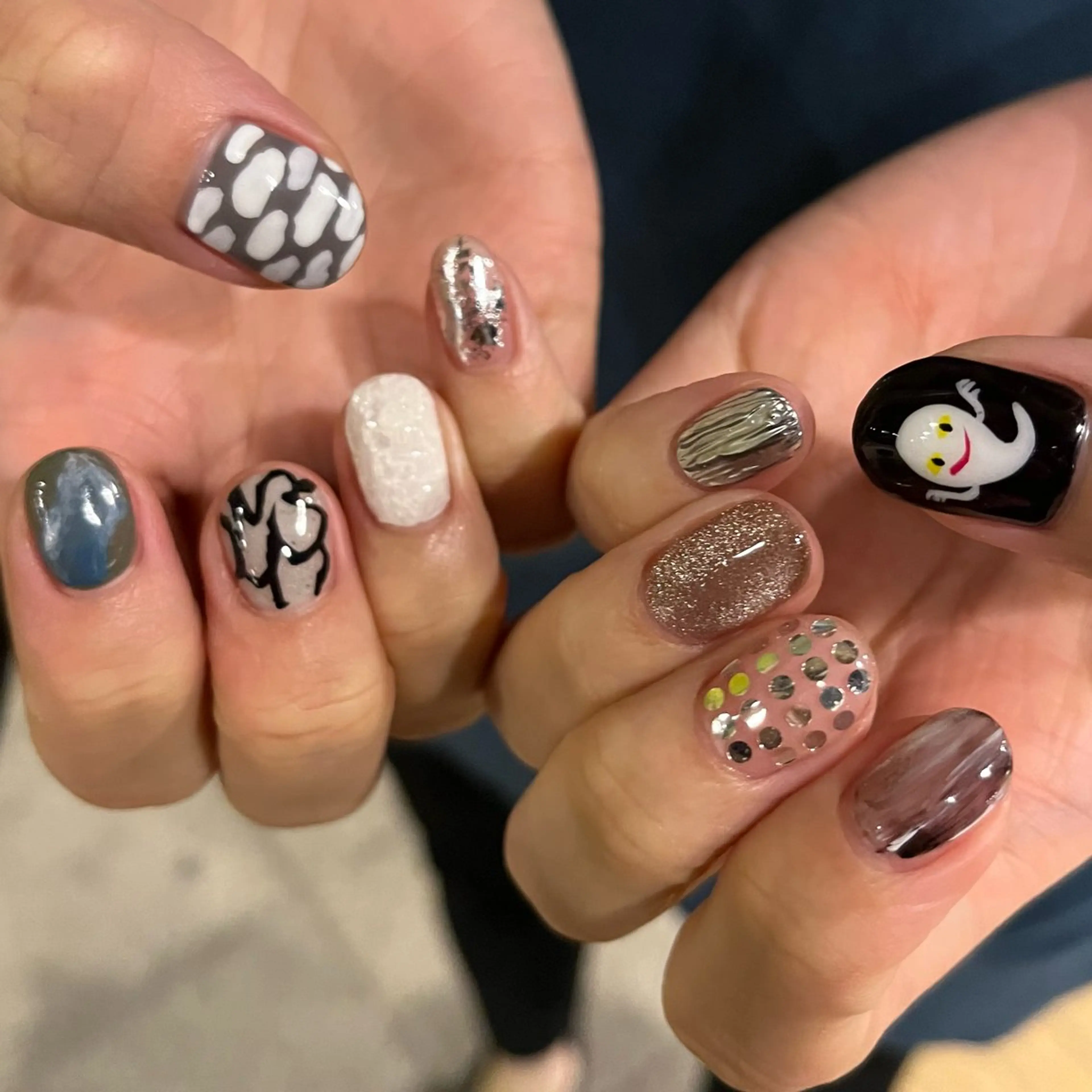 ネイル ハンドネイル 🥀 Kanaのネイルデザイン