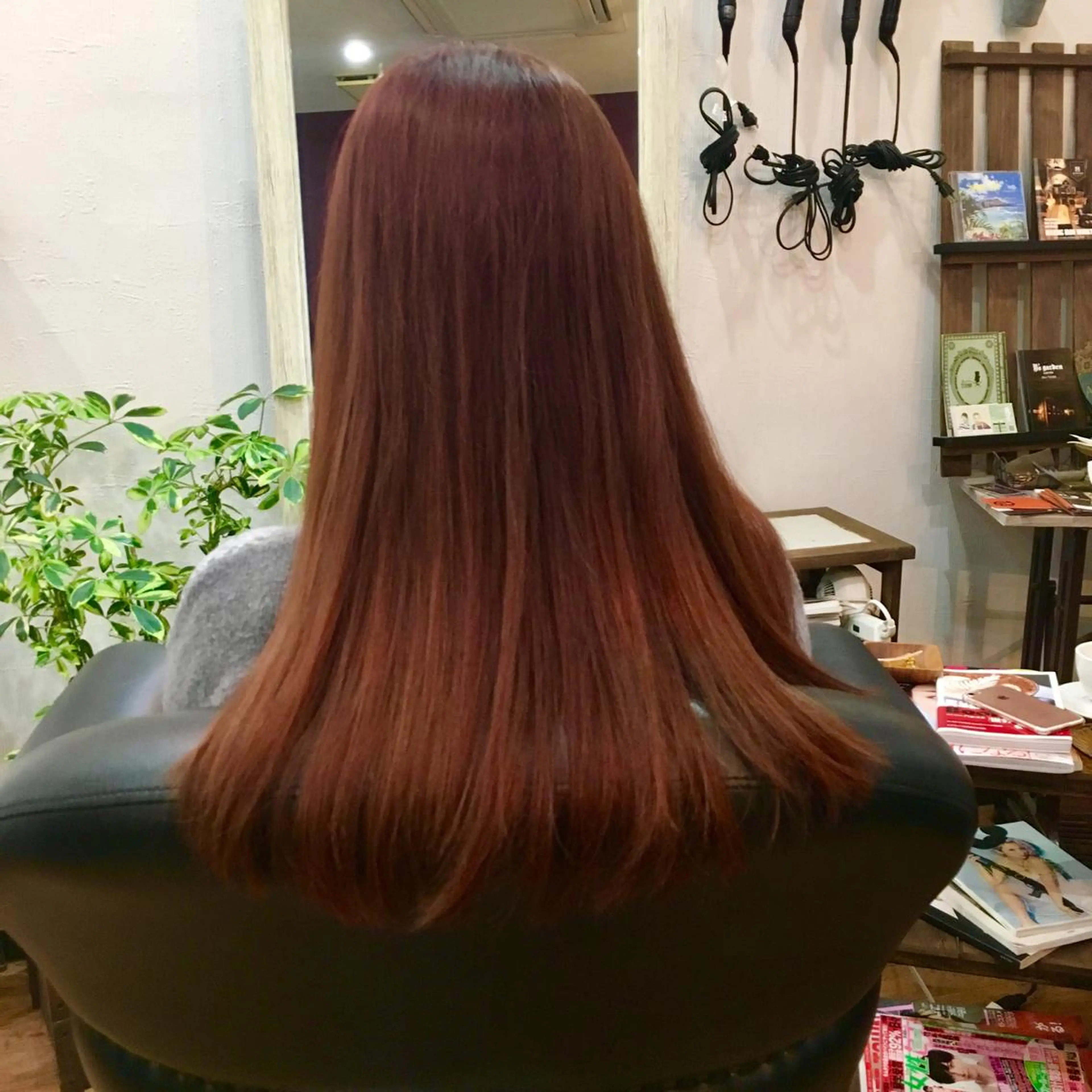 セミロング ロング カラー ブラウンカラー ピンクカラー ピンクブラウン Lien所属・西川 ヒロキのヘアスタイル