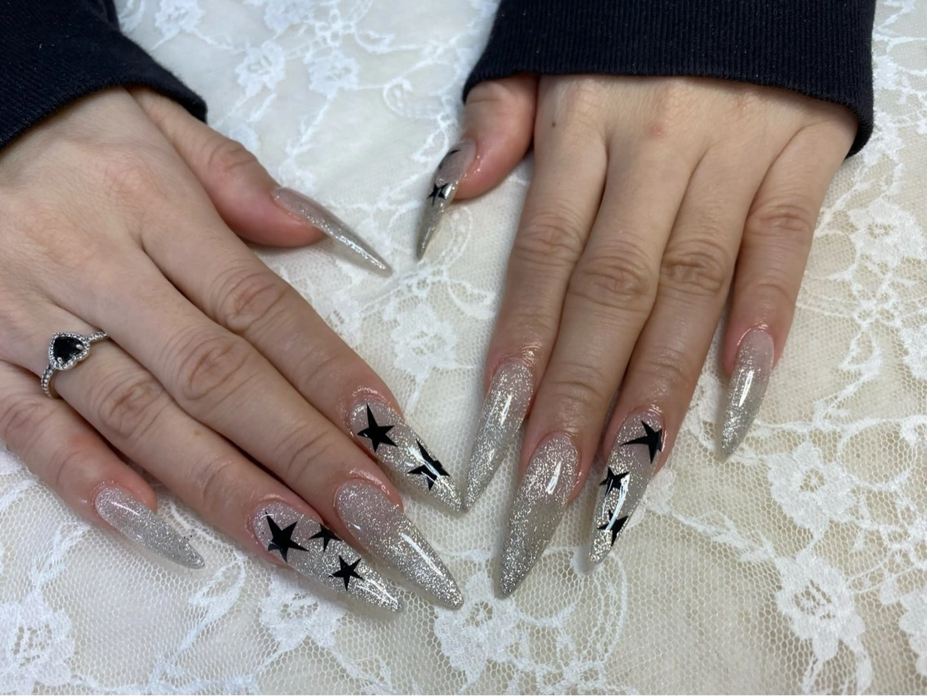 ネイル マグネットネイル シルバー ハンドネイル ハンドケア Epokku ネイルサロンのネイルデザイン