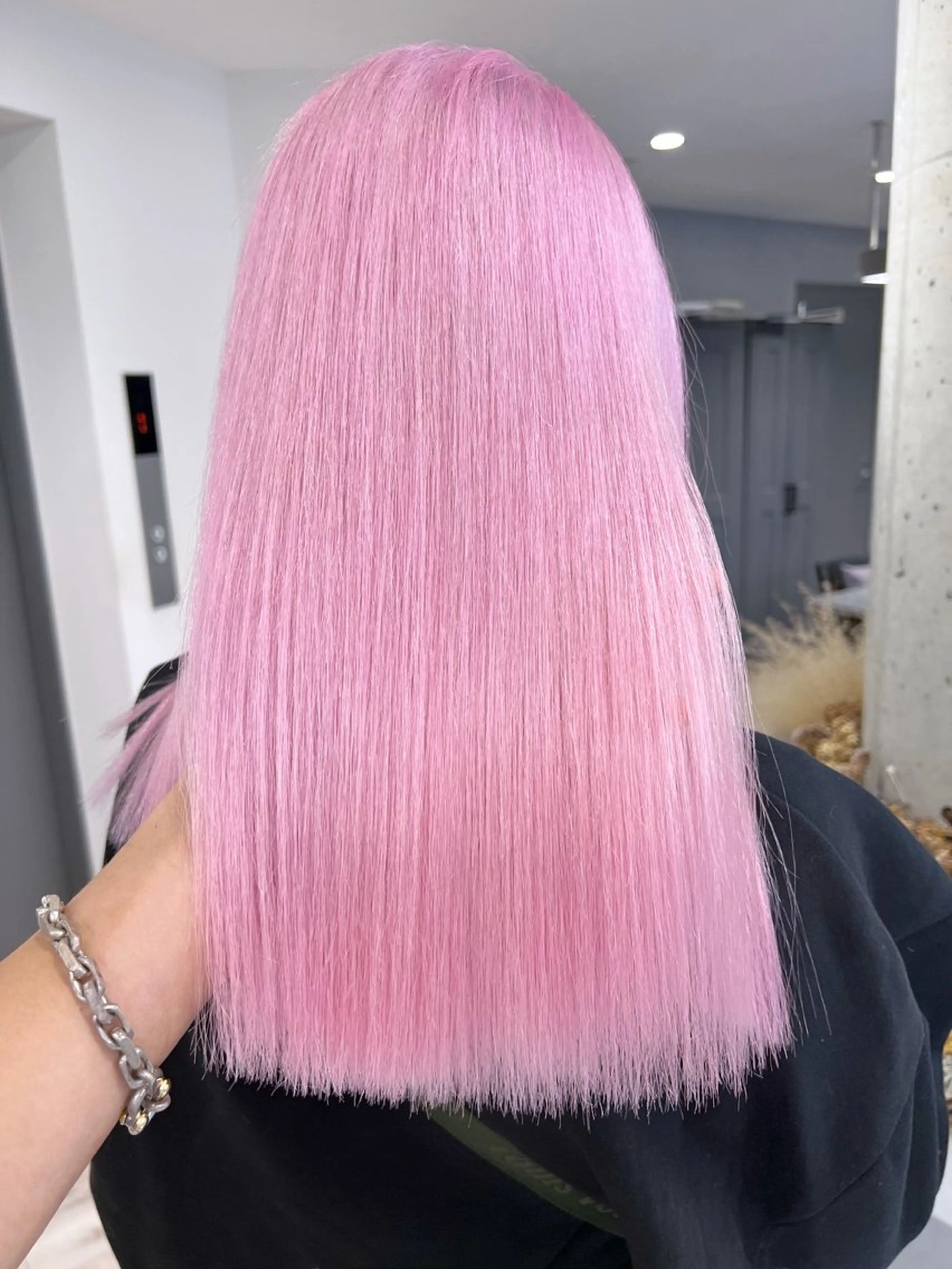 セミロング ヘアカラー ＆so.所属・SENA/ハイトーン /コーンロウのヘアスタイル