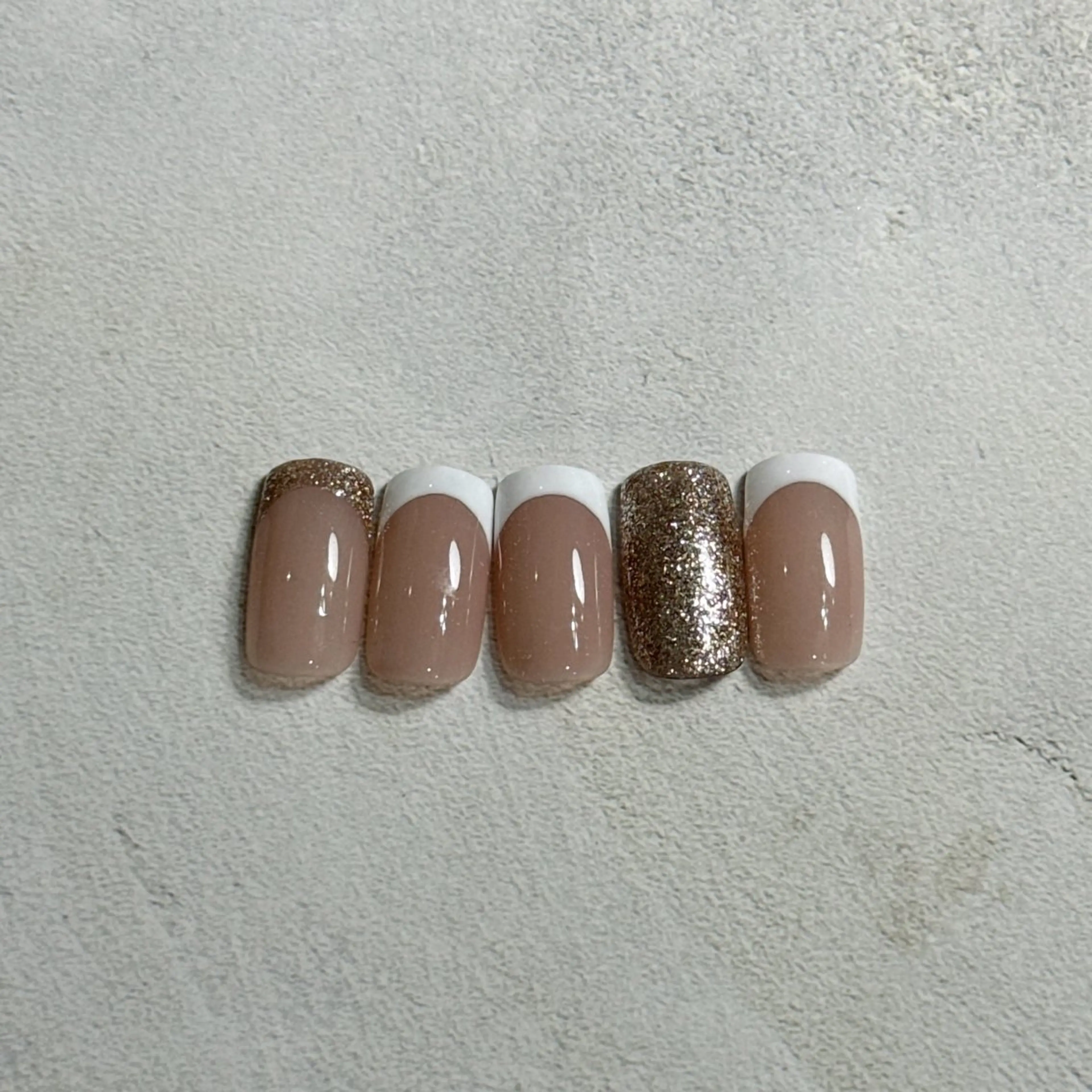 ネイル novem所属・novem Manamiのネイルデザイン