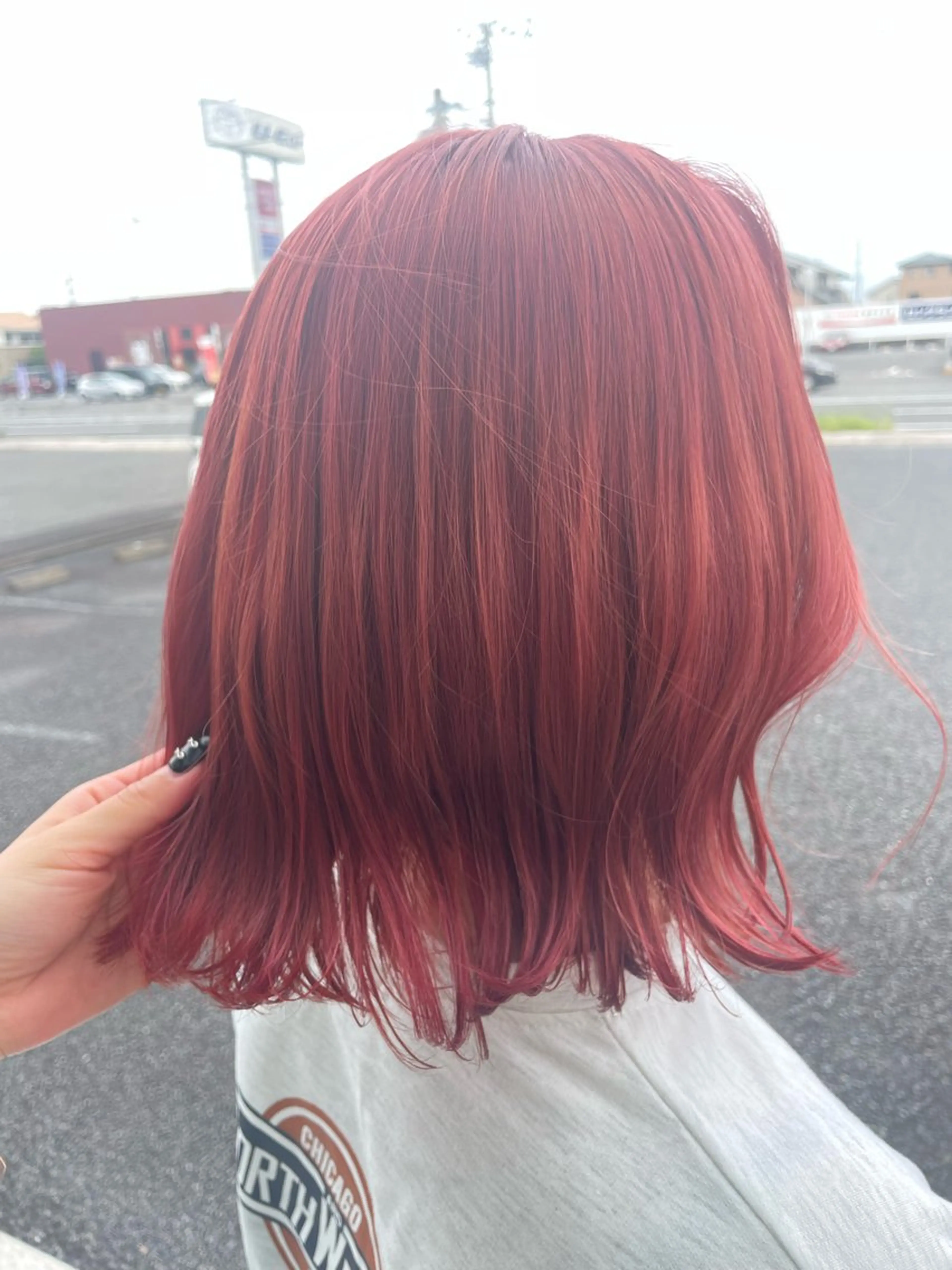 ミディアム カラー ブリーチ ピンクカラー レッドカラー ヘアカラー トリートメント ハイトーン/ブリーチ 🤍足立里湖のヘアスタイル