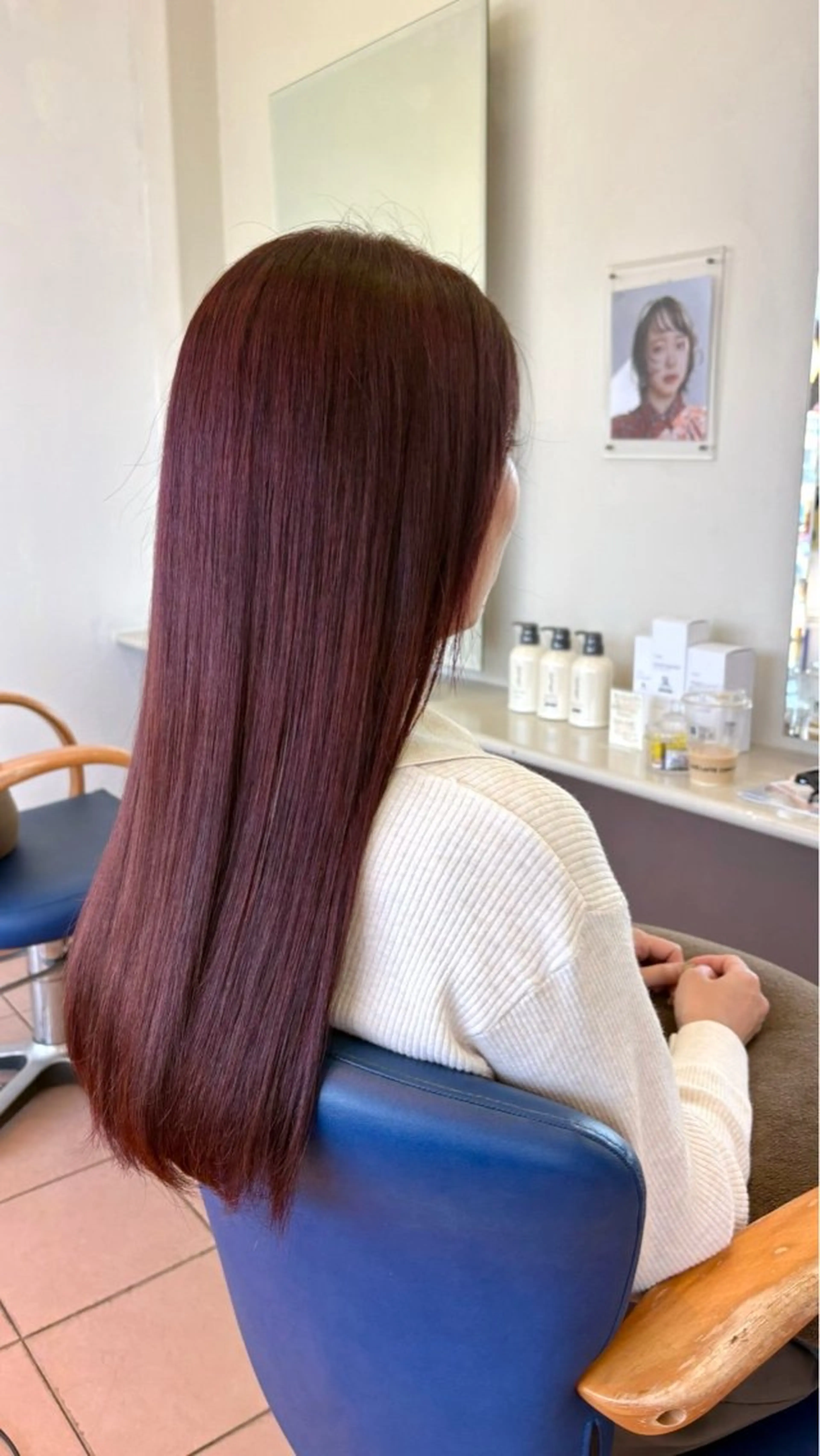 ロング ヘアカラー トリートメント attrice 秋山梨紗のマツエク・マツパデザイン