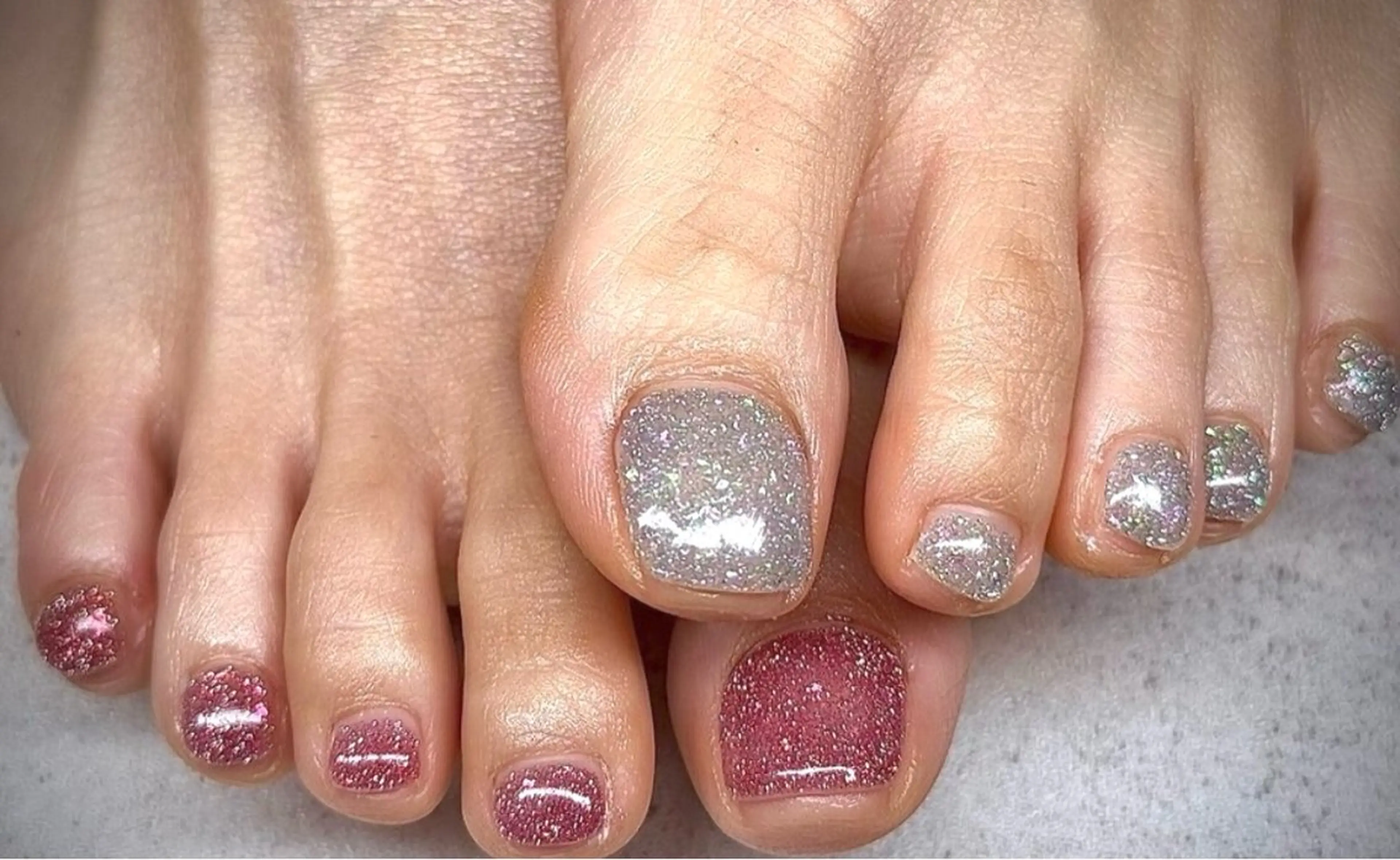 【foot】🍒オフなし♥️マグネットネイルorフラッシュネイルの写真