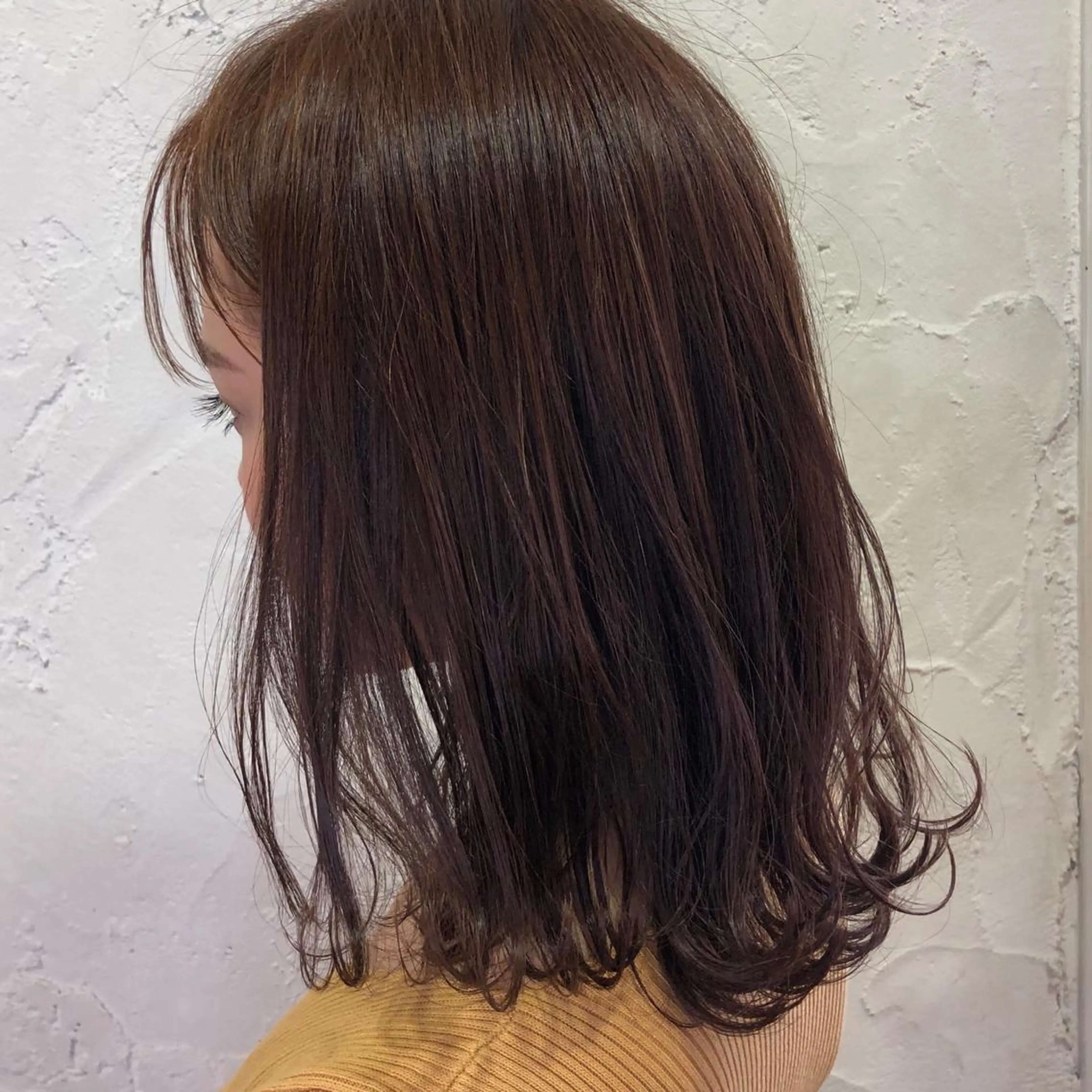 ミディアム ヤマナカユウ 🕊️小顔レイヤーのヘアスタイル