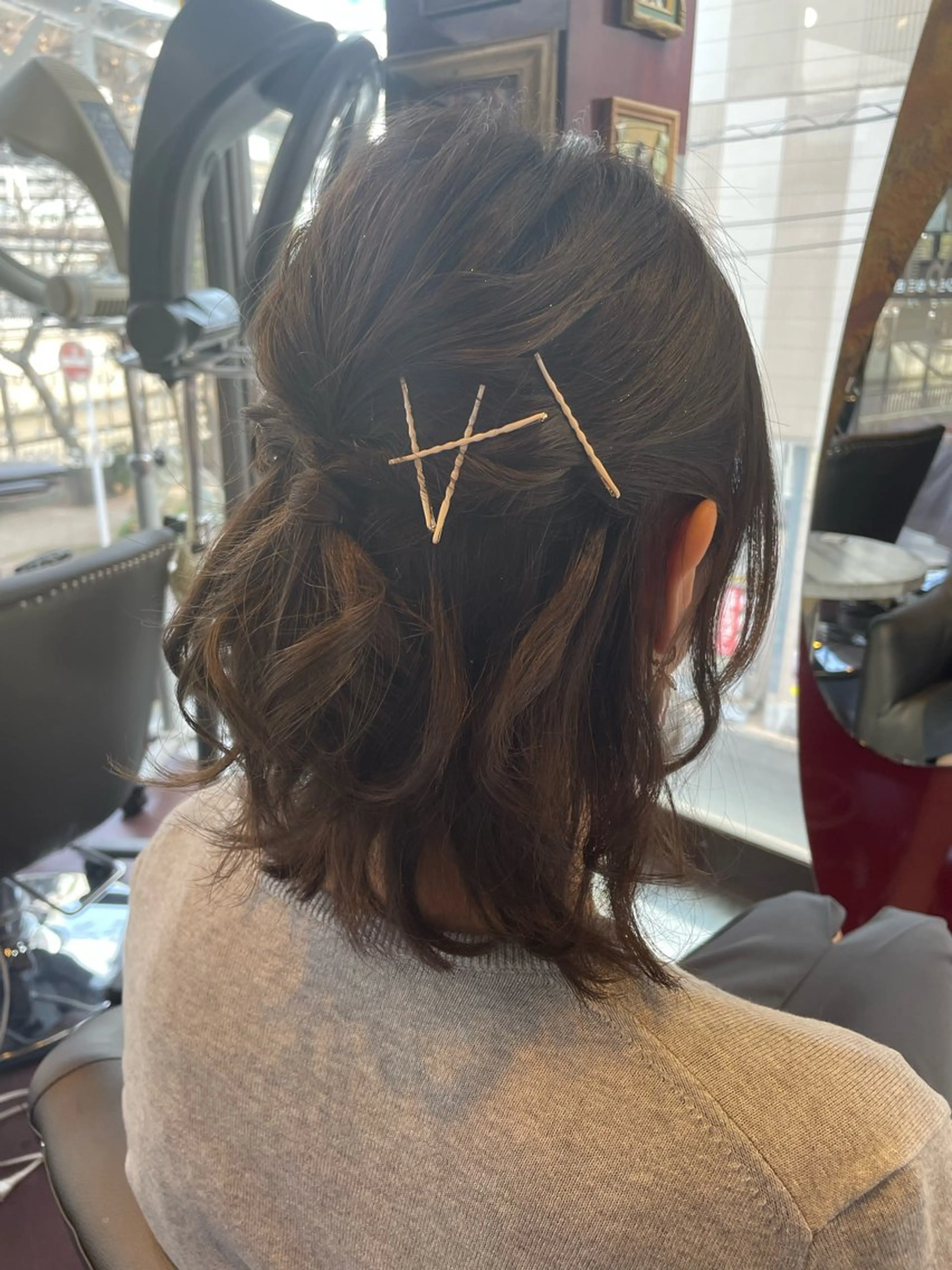 ヘアアレンジ ハーフアップ 👑派手髪/カット 👑ANRYのヘアスタイル