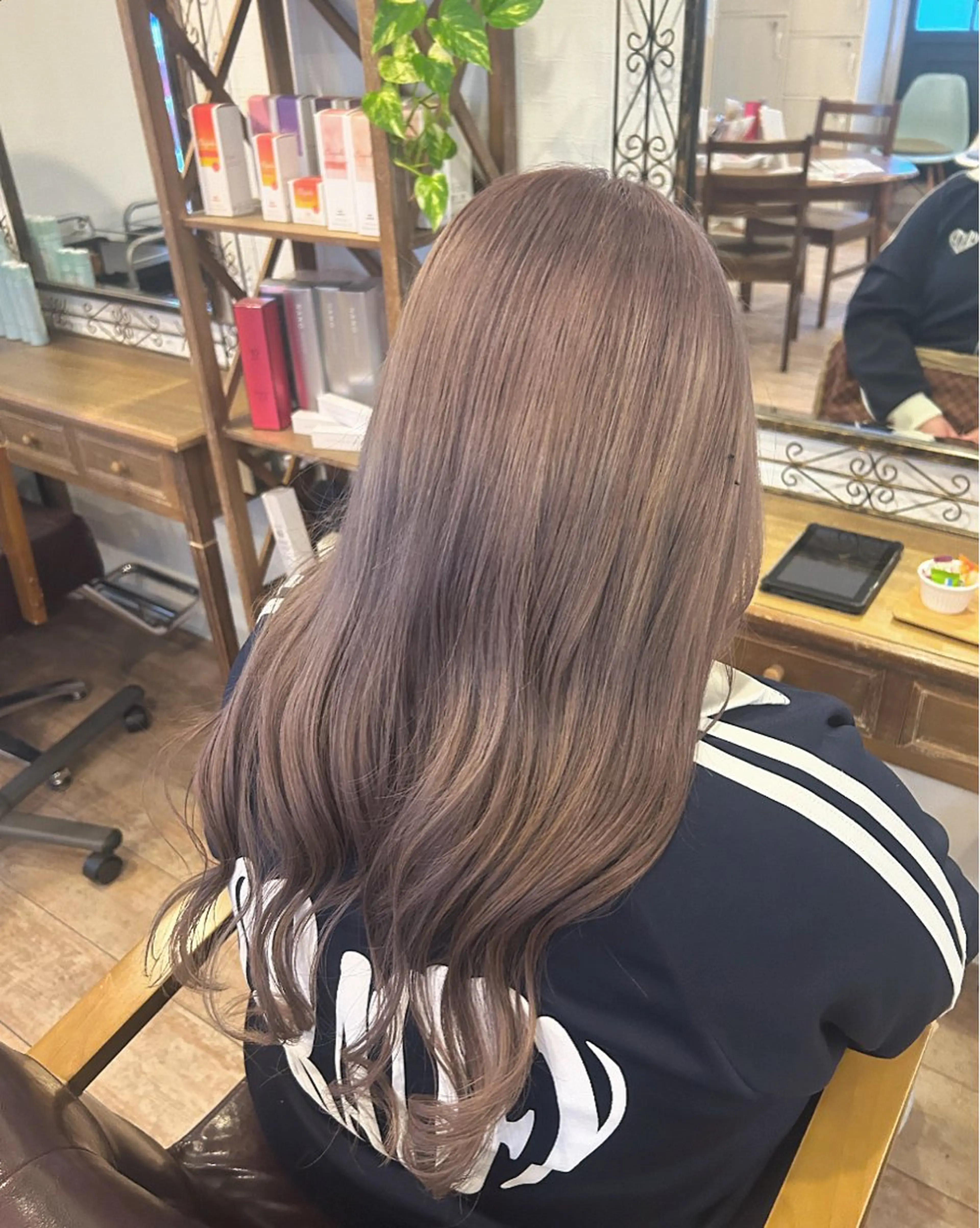 ロング 𝐍𝐀𝐍𝐀 Rimのヘアスタイル
