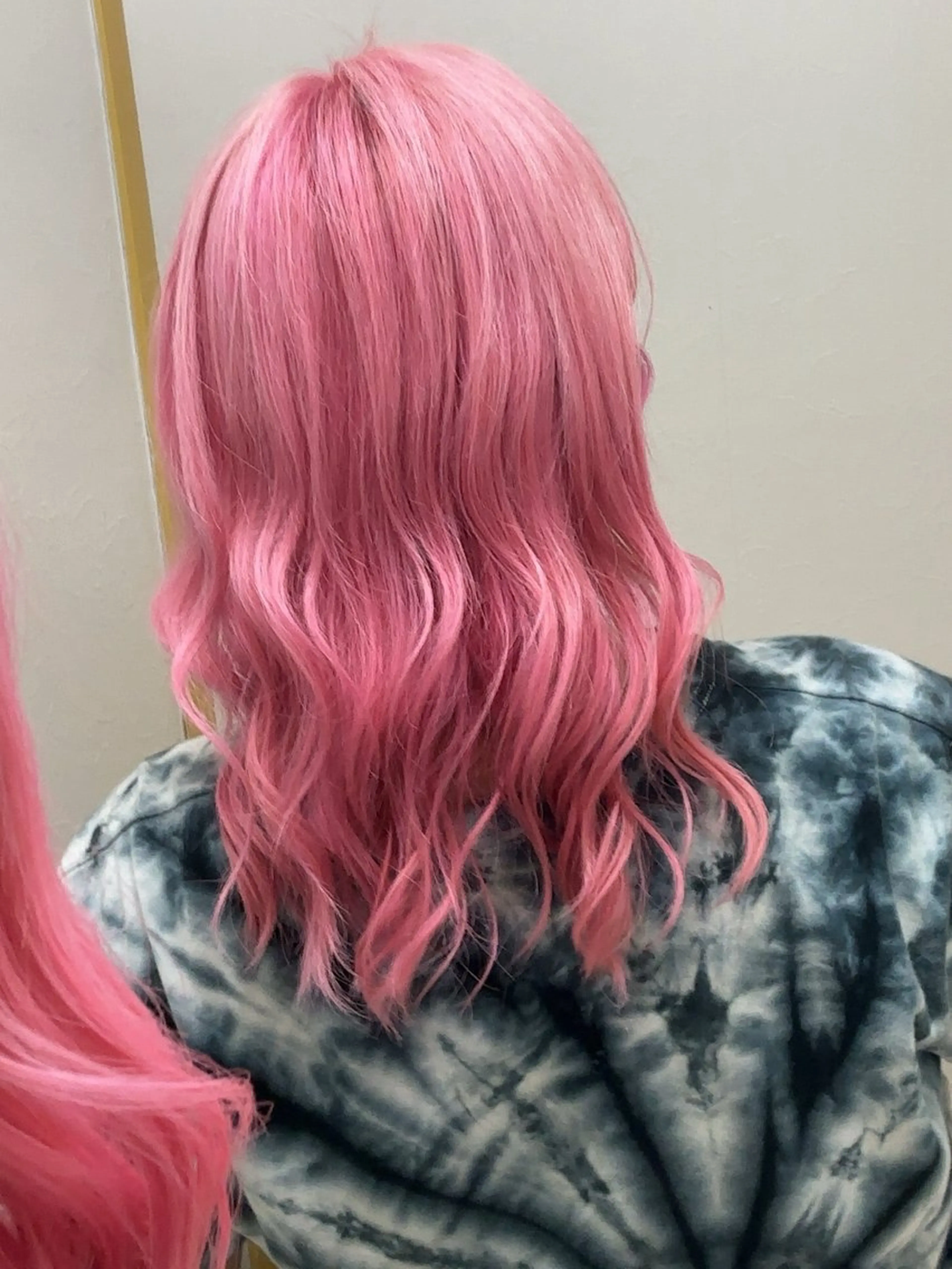 セミロング カラー 友田 まりあのヘアスタイル