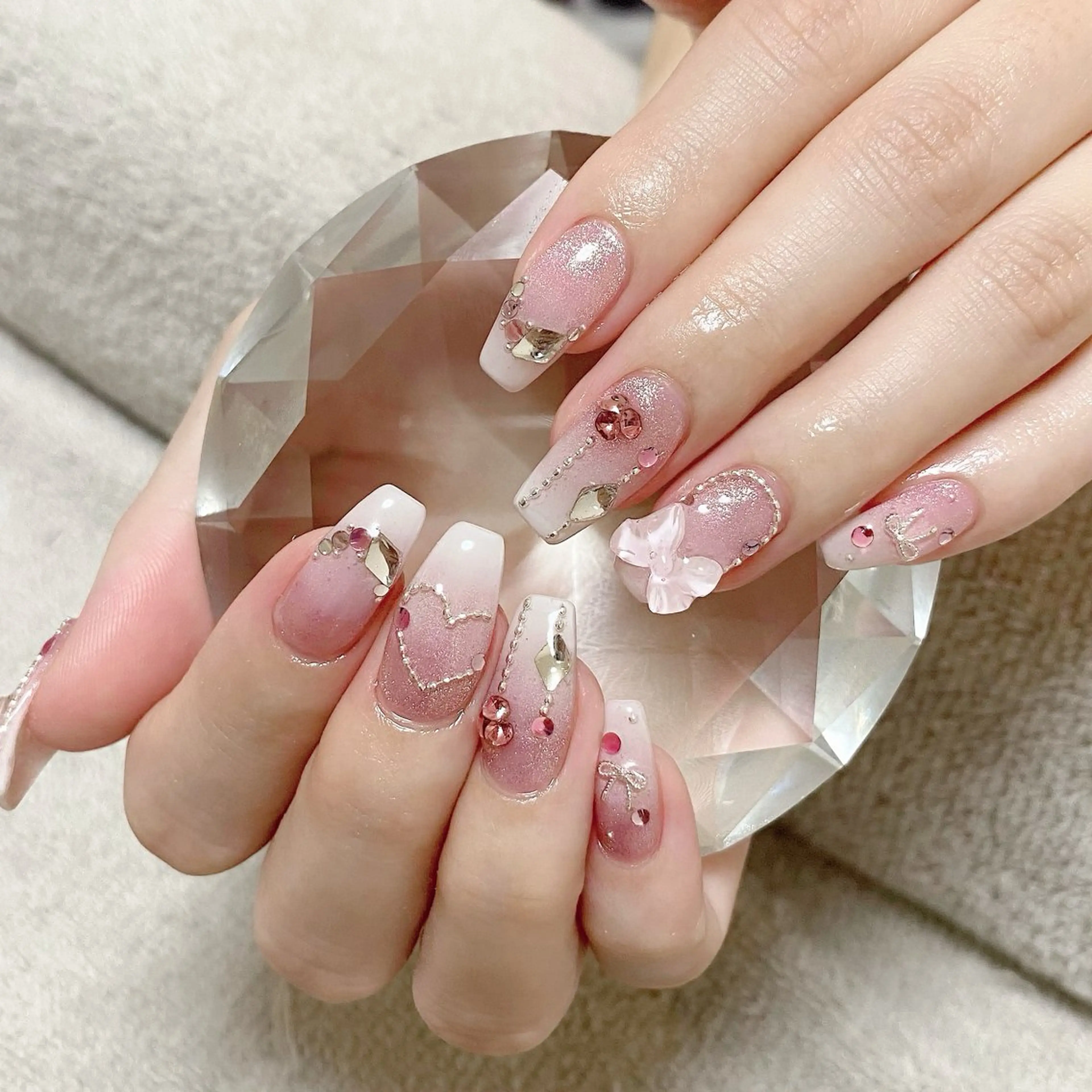 ネイル 💅fleur Ayumiのネイルデザイン