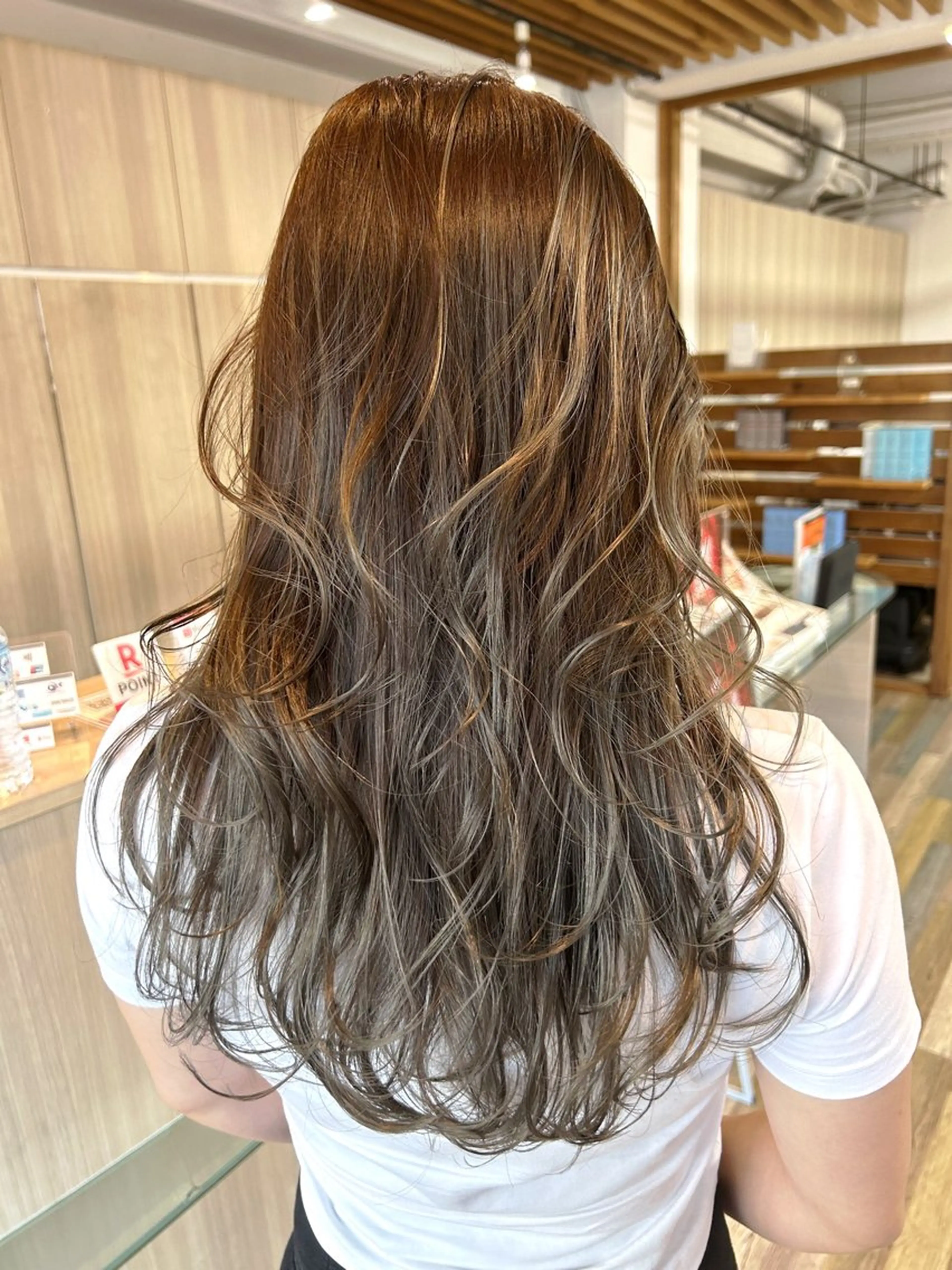 セミロング カラー グレージュ ハイライトカラー ハイライト ヘアカラー トリートメント ヘアセット ❤️千葉県代表❤️ 店長❤️柿本翔一朗のヘアスタイル