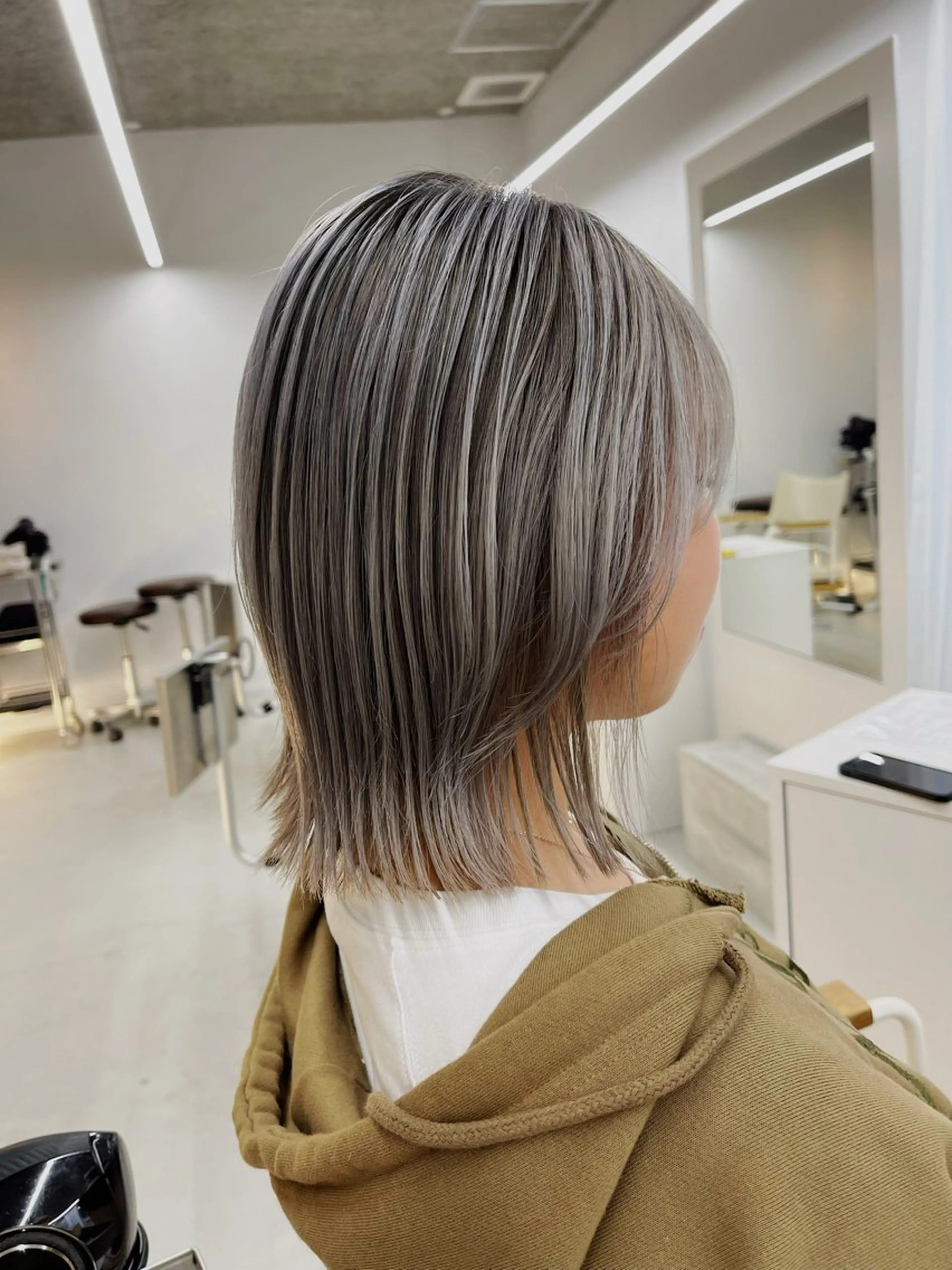 ミディアム カラー 柴田泰秀sotti. 髪質改善/ブリーチのヘアスタイル