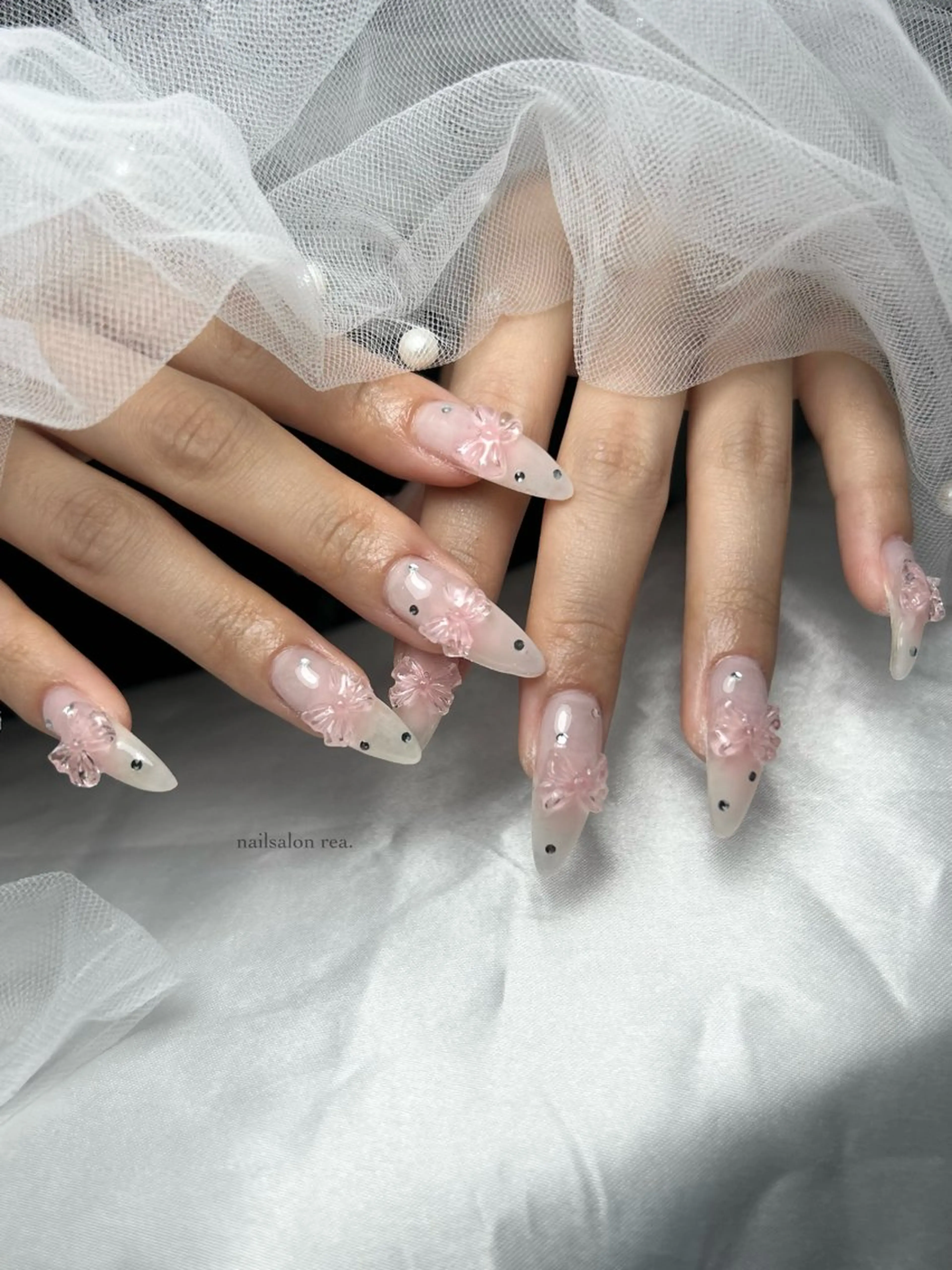 ネイル ハンドネイル フットネイル rea .のネイルデザイン