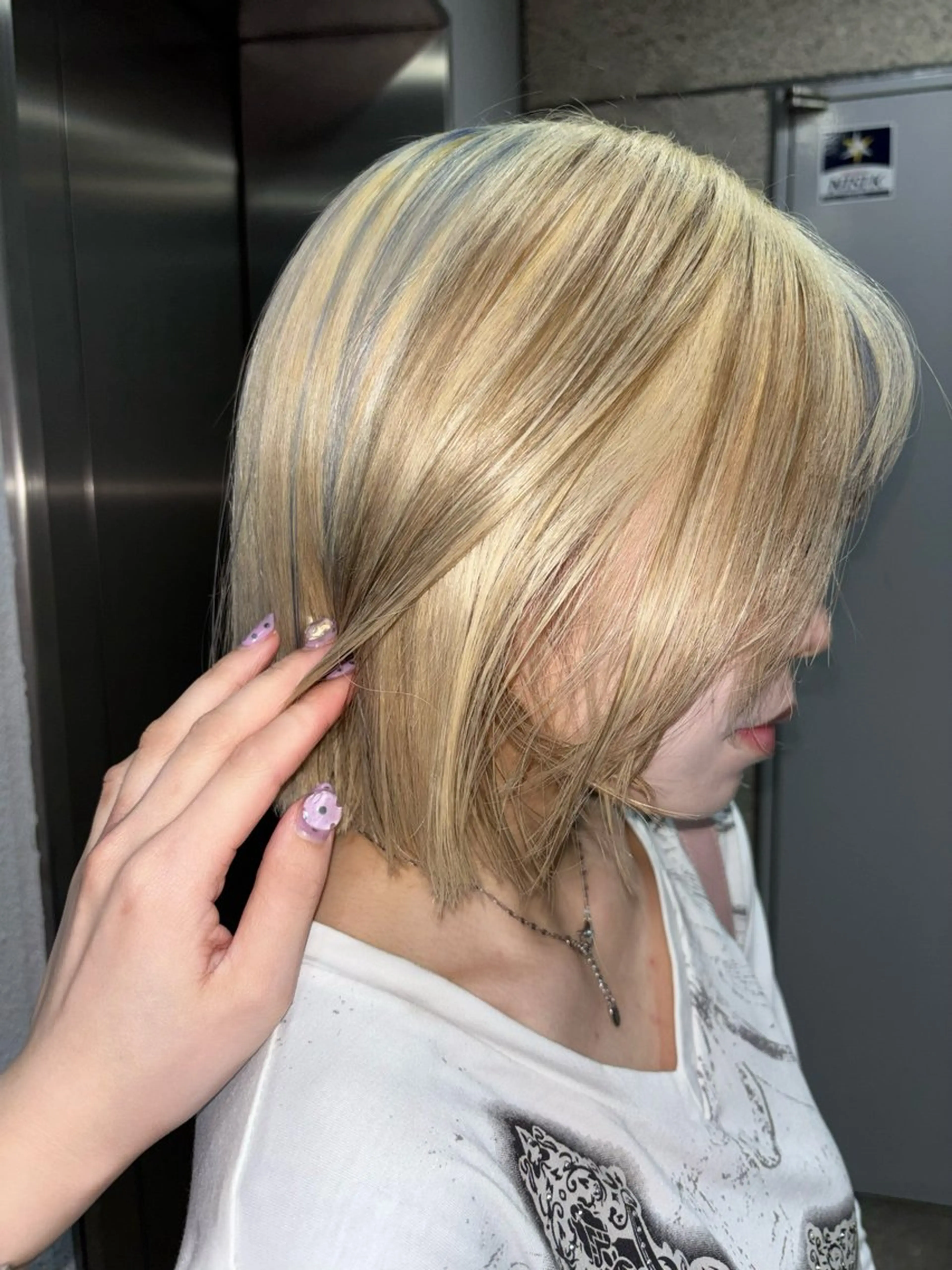 ショート カラー ヘアカラー トリートメント ⭐︎ハイトーン /レイヤー✩momoのヘアスタイル