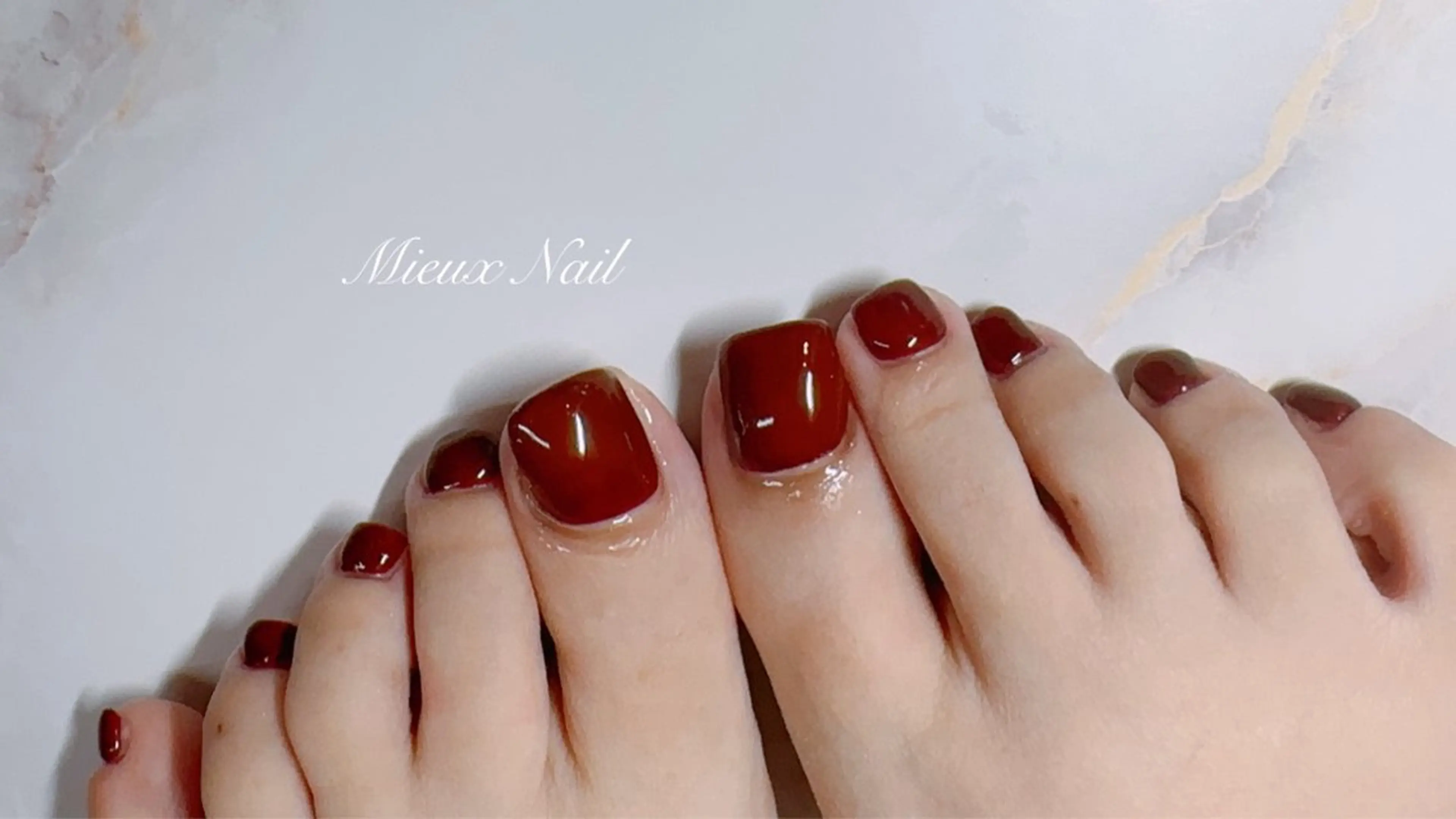 フットワンカラーネイル(オフ無し)の写真