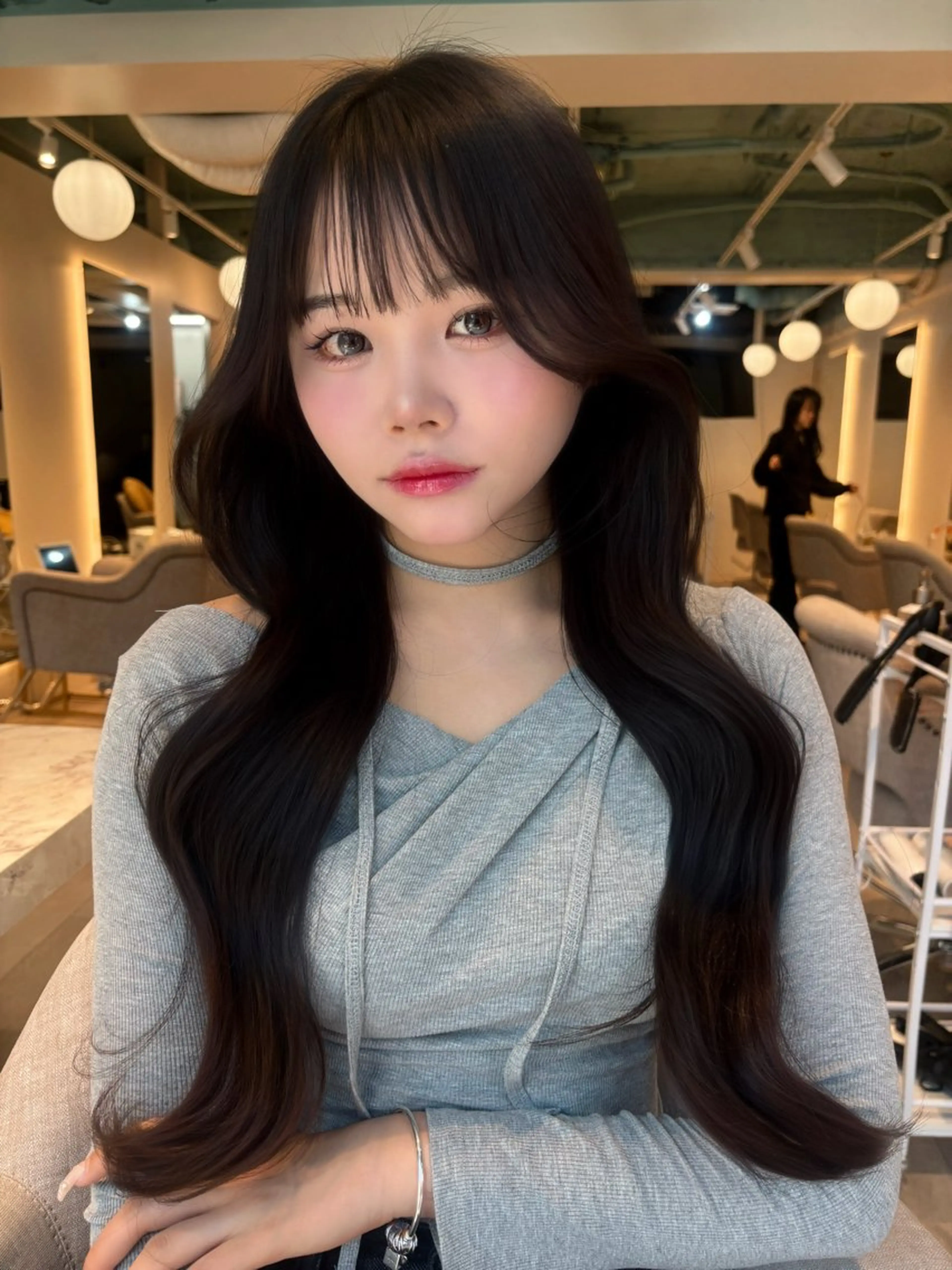 ロング くびれヘア レイヤーカット/ 韓国girly🤍楓のヘアスタイル