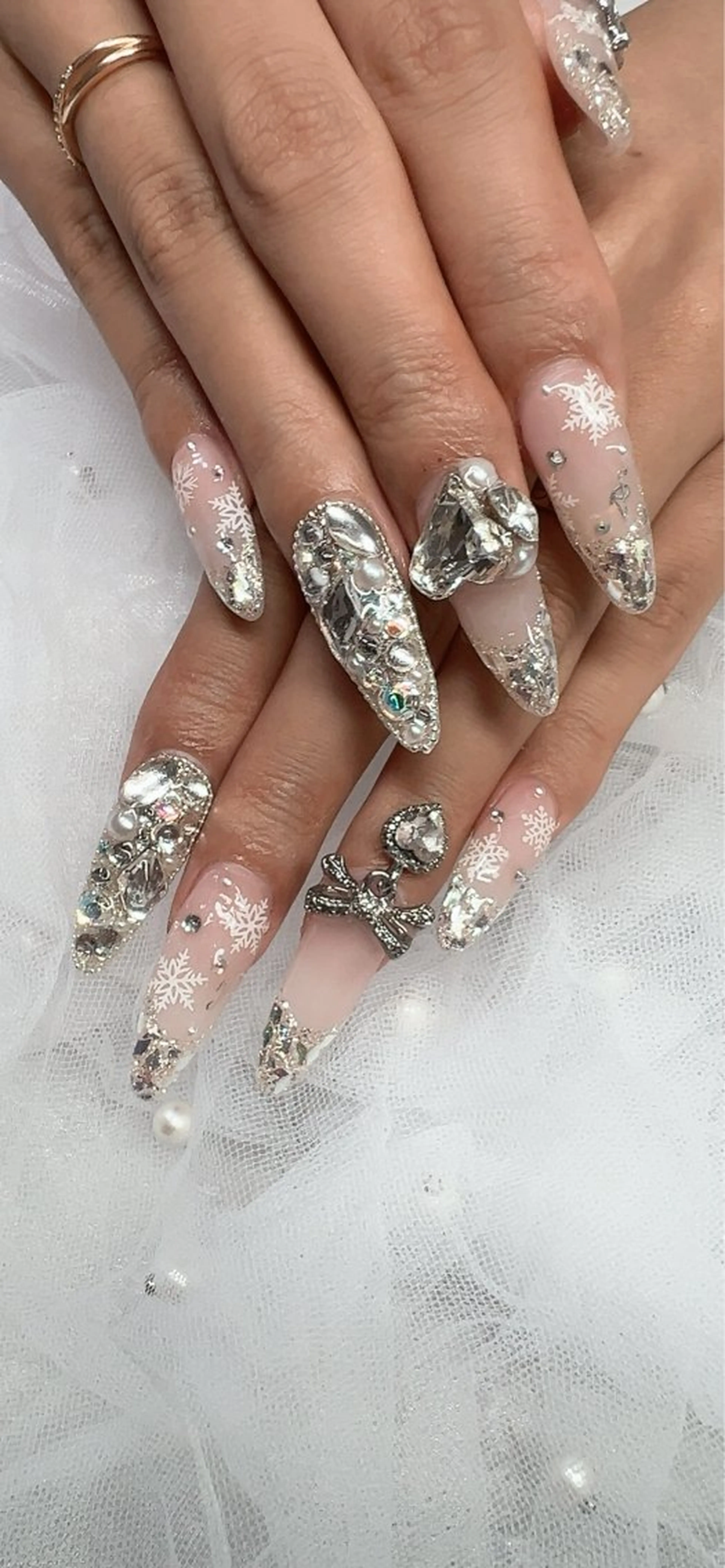 ネイル Rire_eye+beauty_nail所属・Rire_ nail_yukiのネイルデザイン