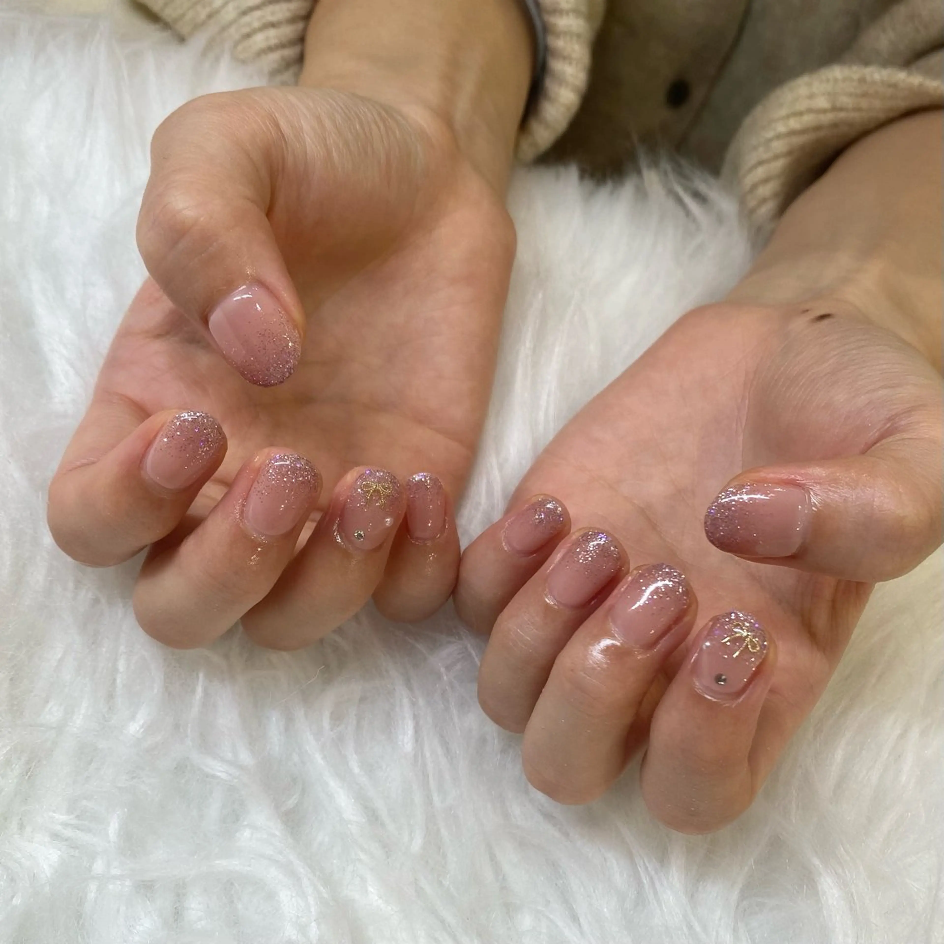 ネイル ブルー ラメ(グリッター) ピンク ハンドネイル WAVY airiのネイルデザイン