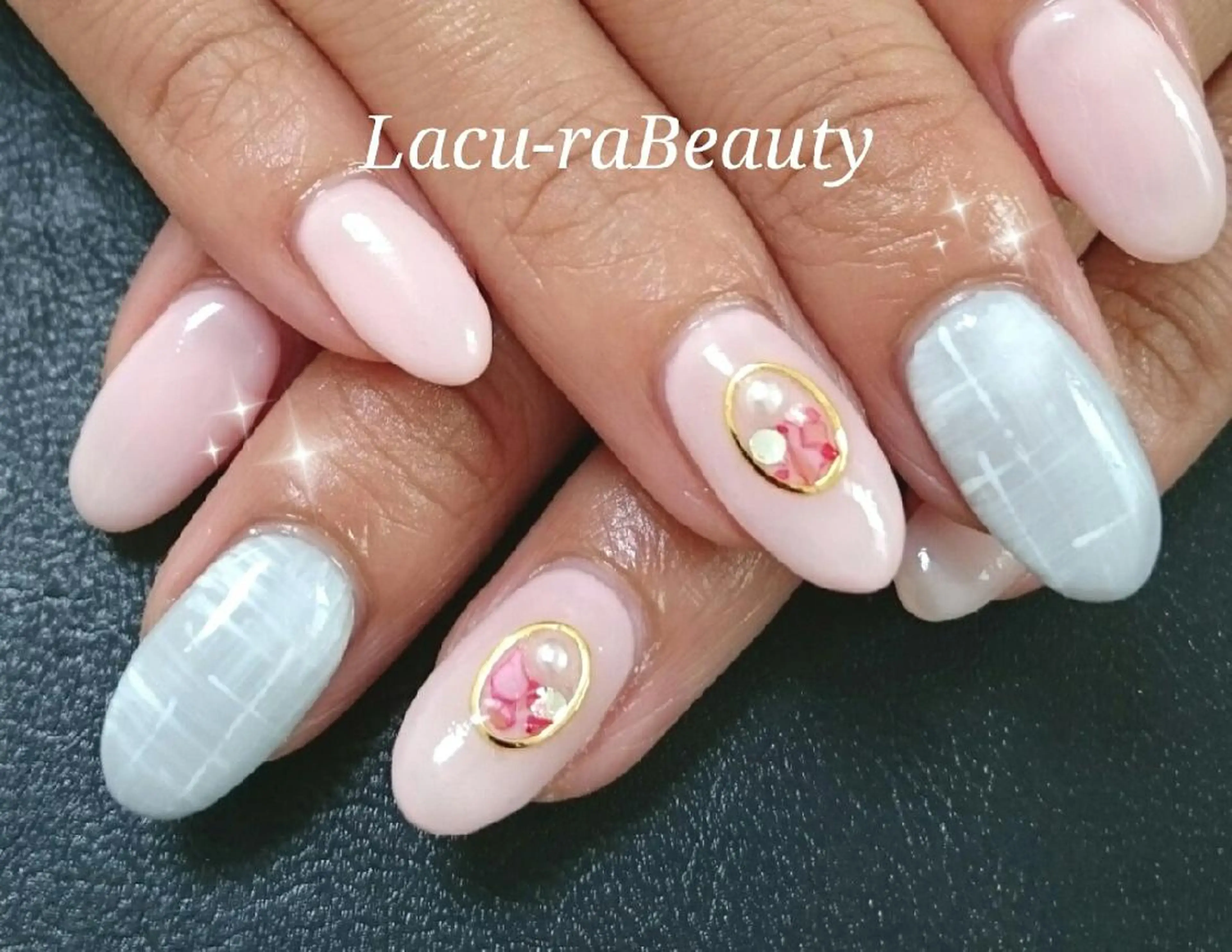 ネイル 小顔と腸の専門店 ラクーラビューティのエステ・リラクイメージ