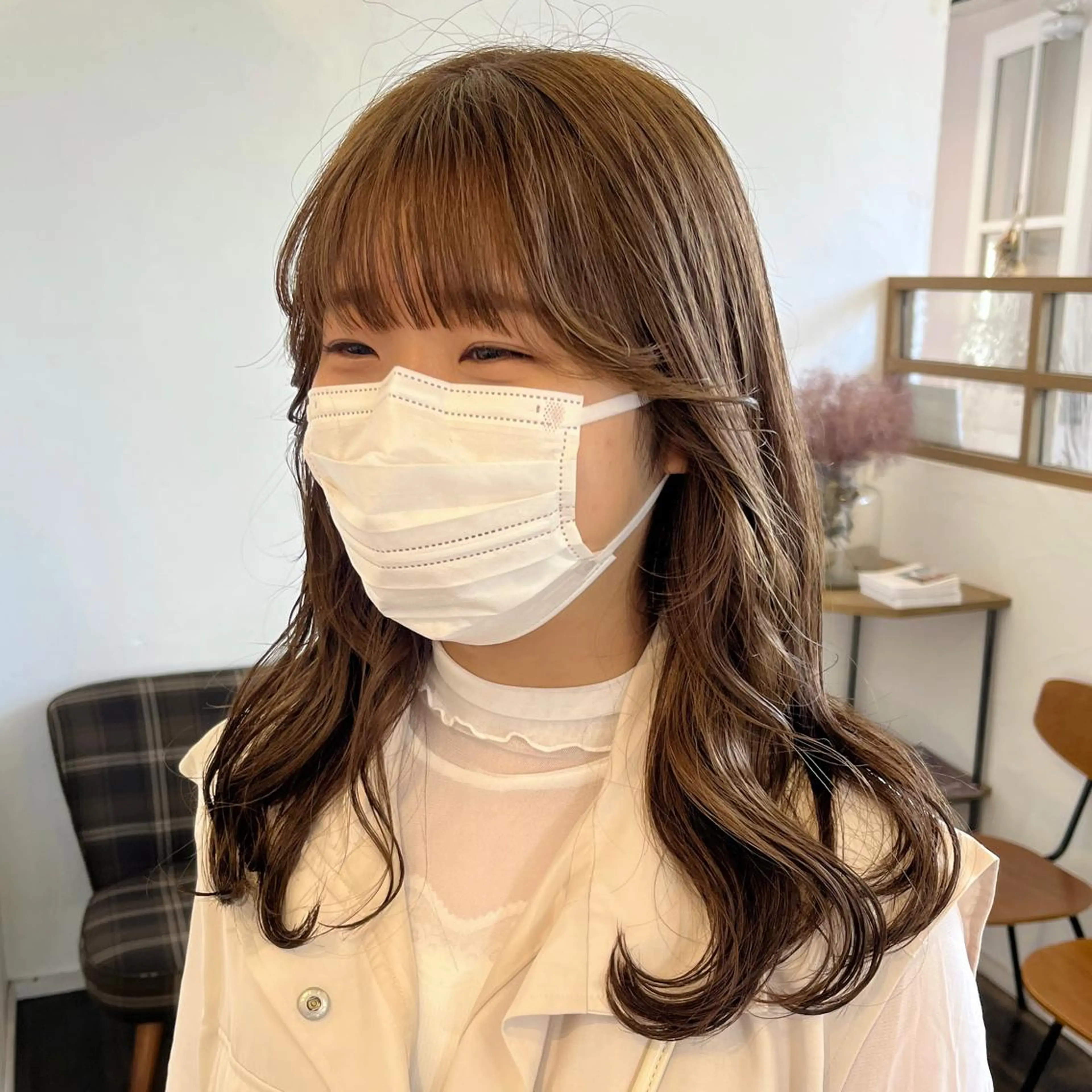 ミディアム カラー ベージュカラー ブリーチ ブリーチなしカラー 伊藤ゆかり/髪質改善 /透明感カラーのヘアスタイル