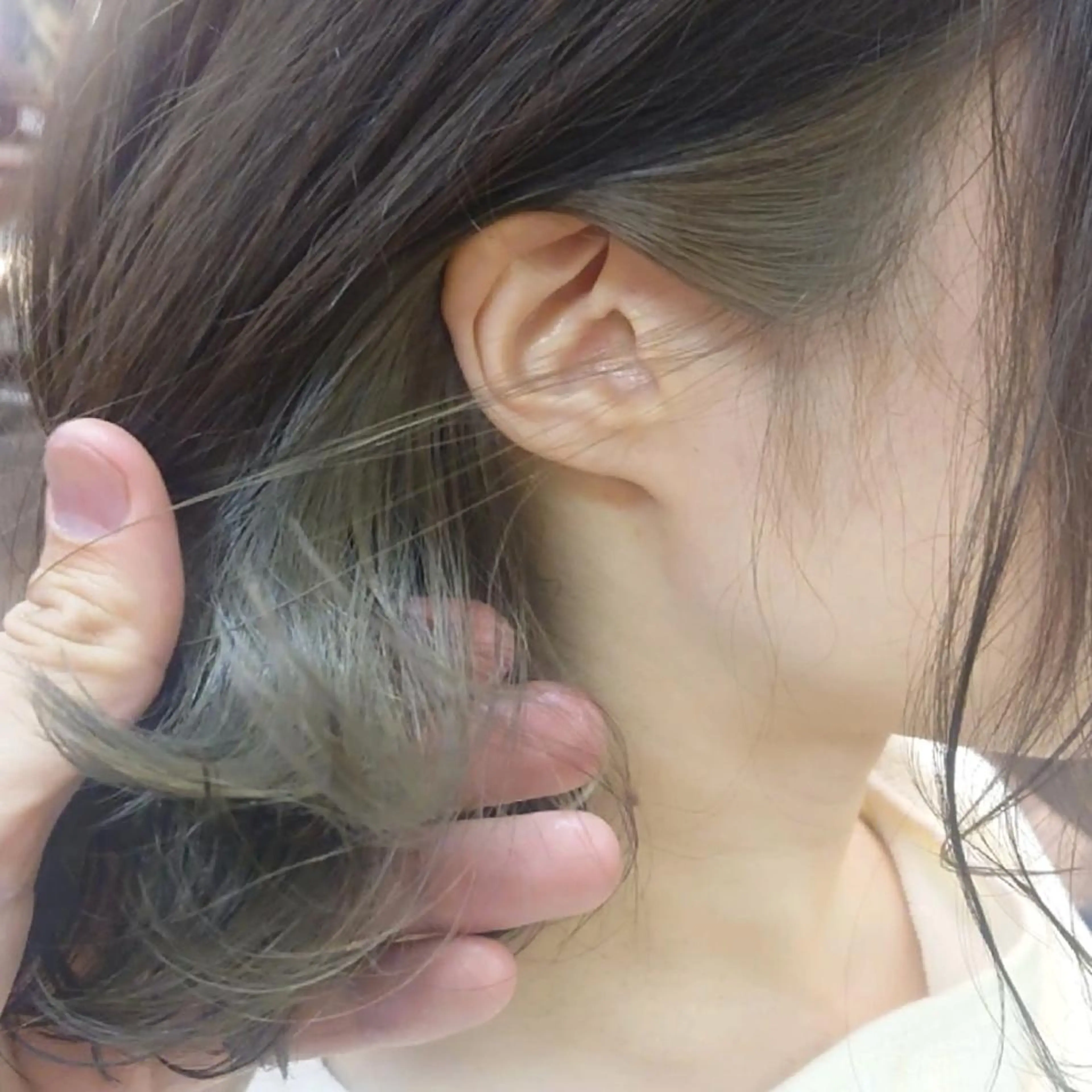 ショート カラー 古指 匠巳のヘアスタイル