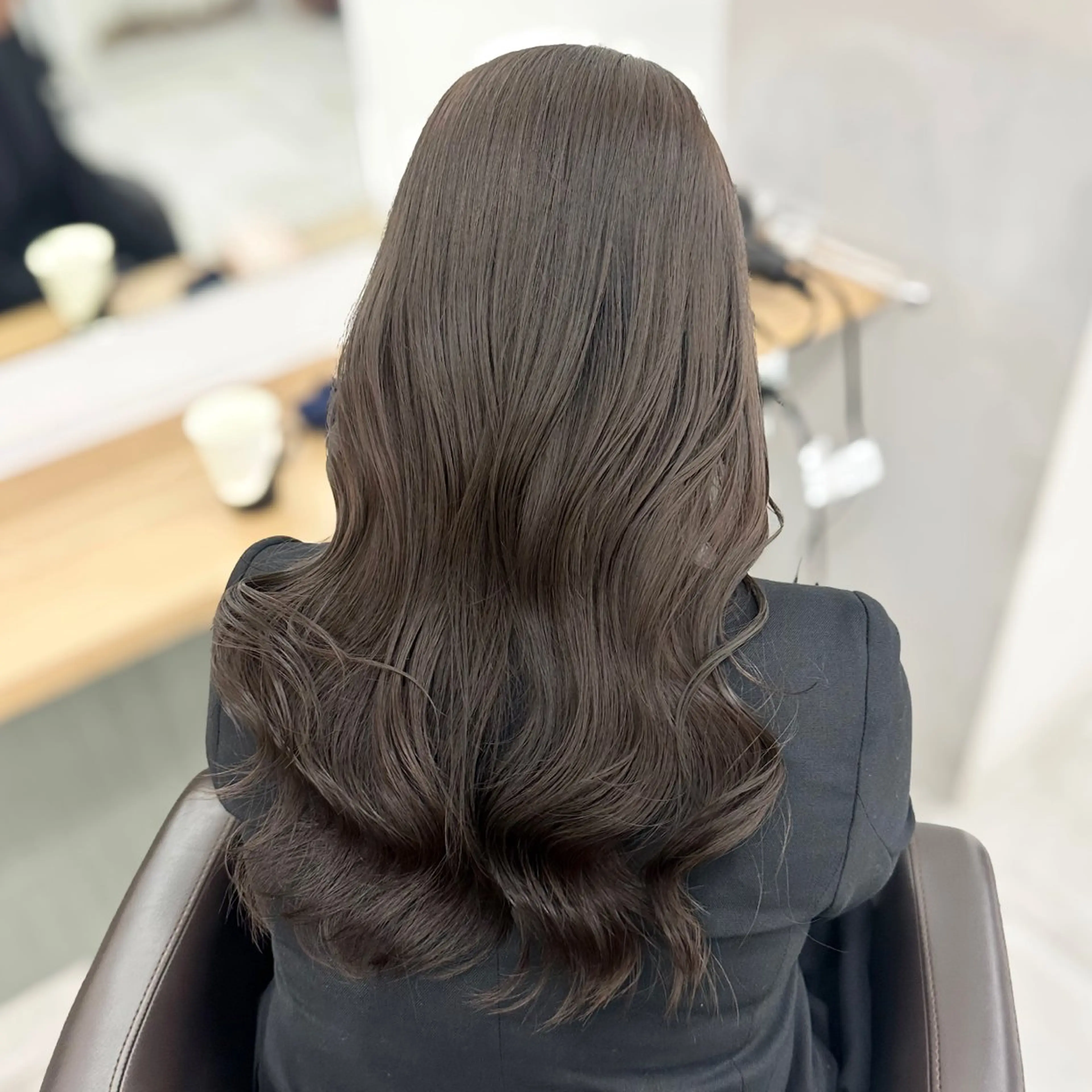 セミロング カラー カット ヘアカラー トリートメント ブリーチなし/レイヤ ー特化🌈Tommyのヘアスタイル