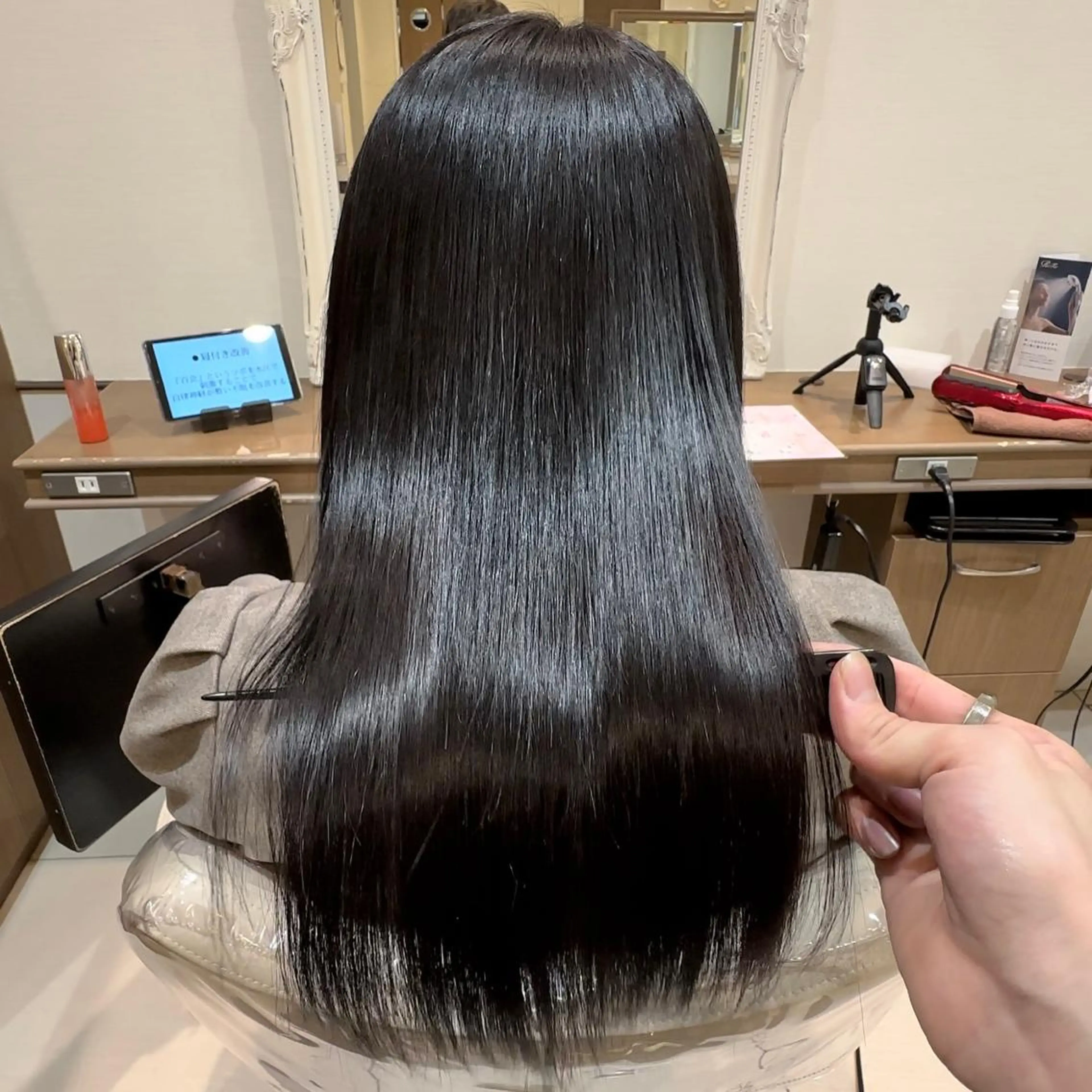 ロング カラー 横山 直輝のヘアスタイル